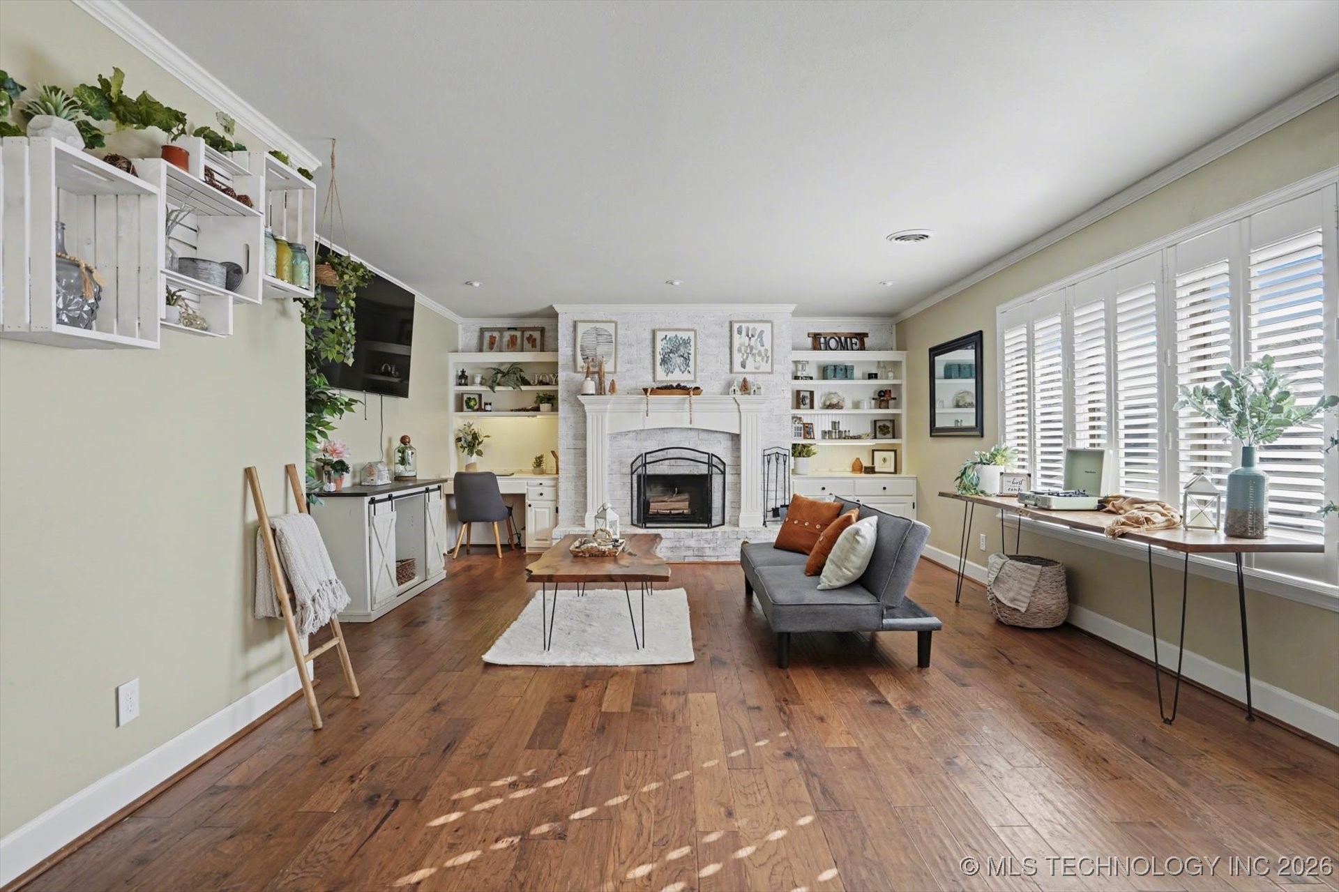 1712 Valley Road Property Photo 7