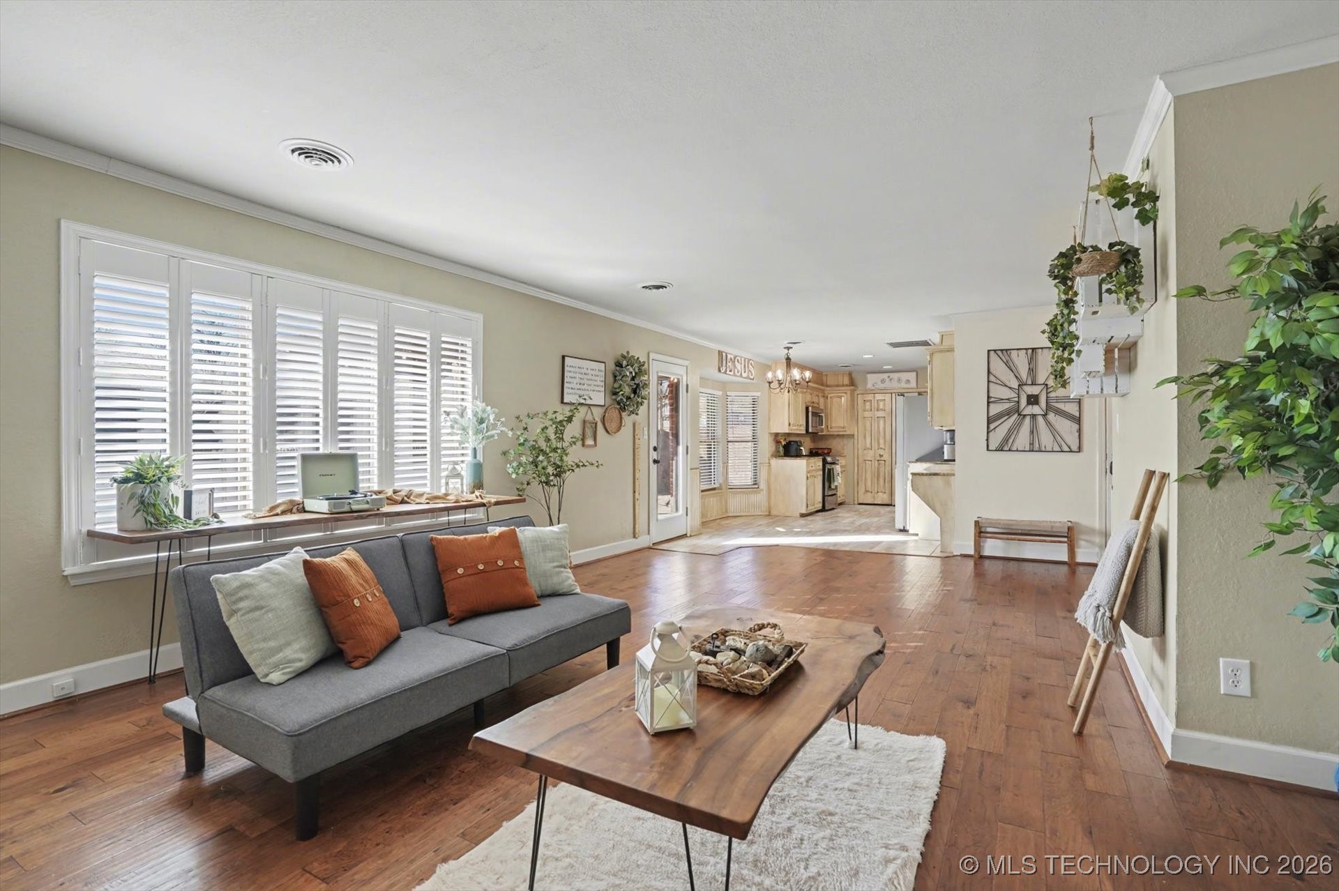 1712 Valley Road Property Photo 8