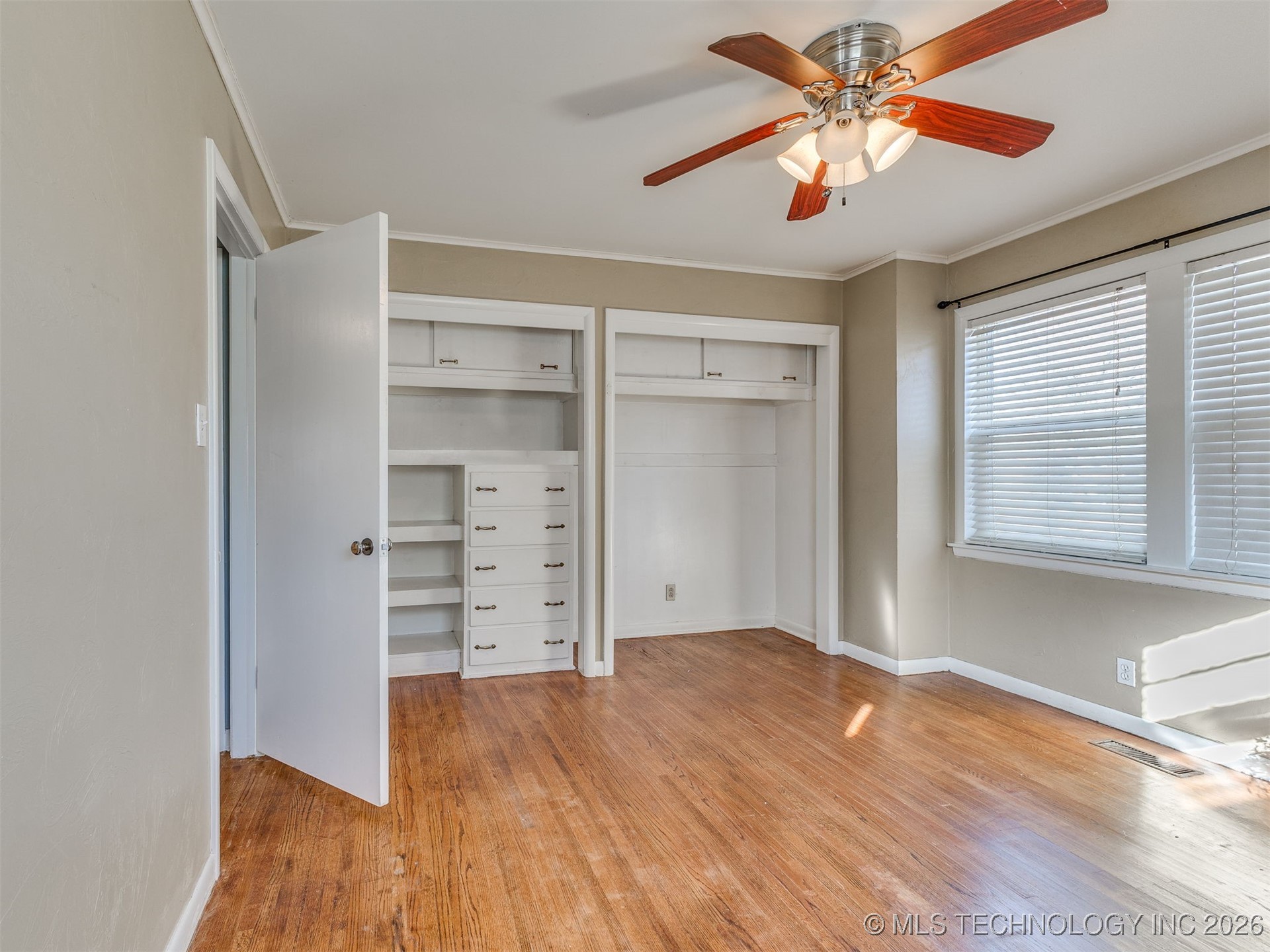 1568 E 60th Street Property Photo 21