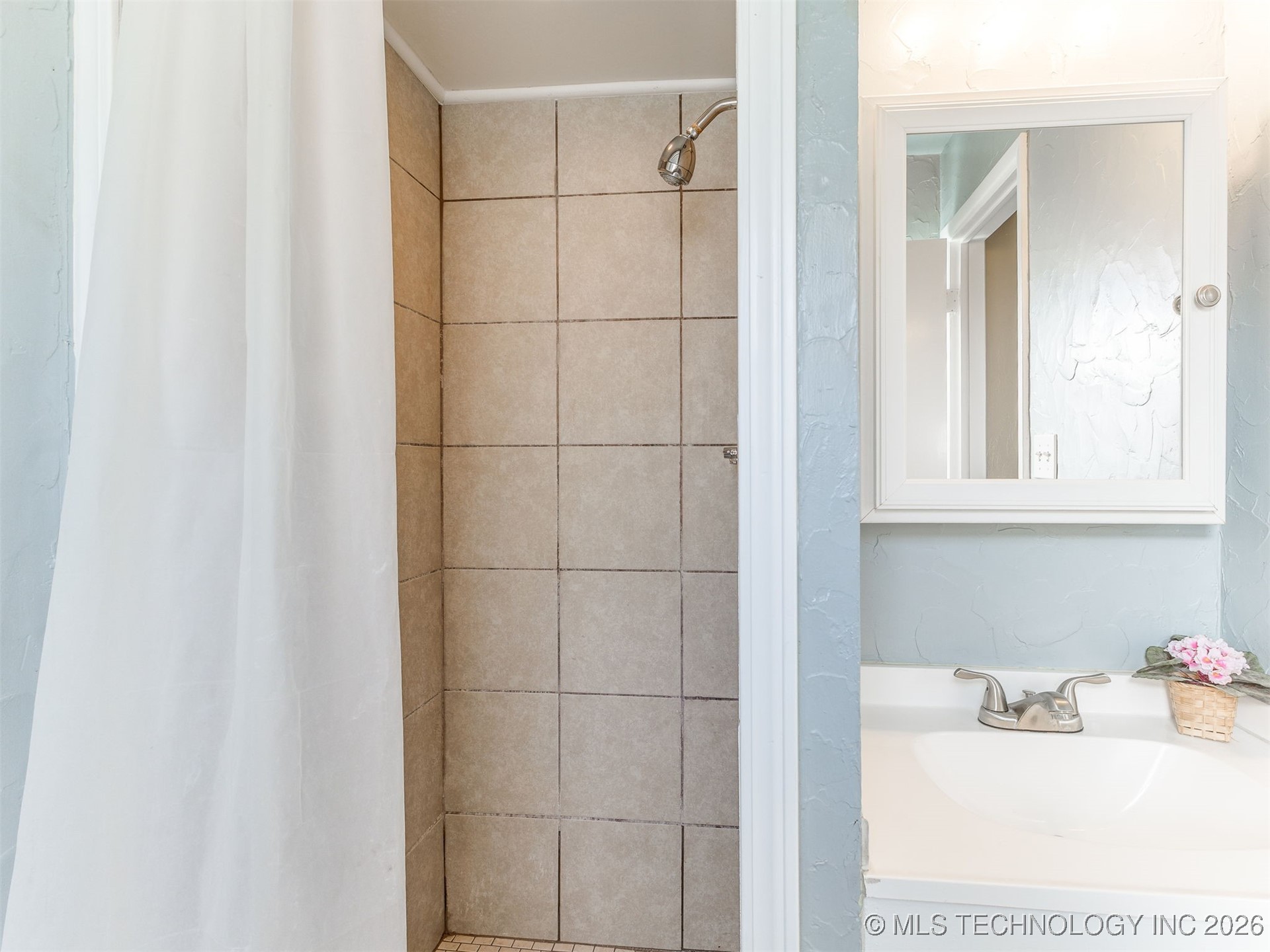 1568 E 60th Street Property Photo 22