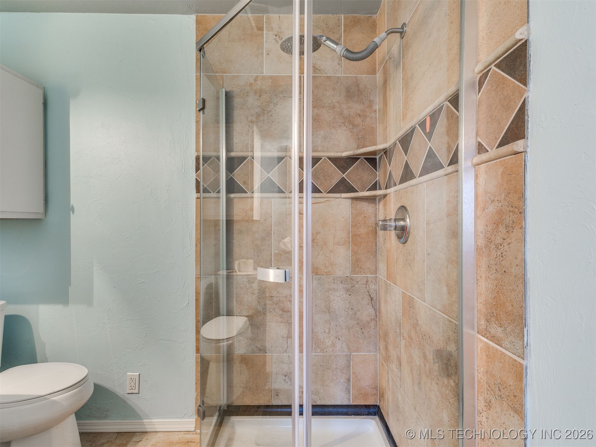 1568 E 60th Street Property Photo 32