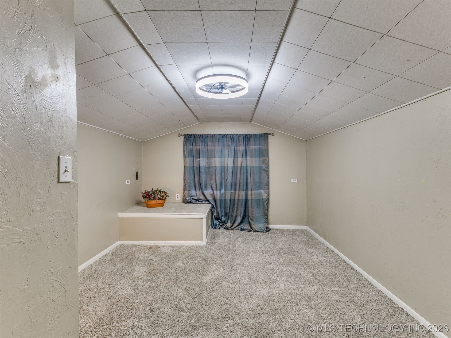 1568 E 60th Street Property Photo 35