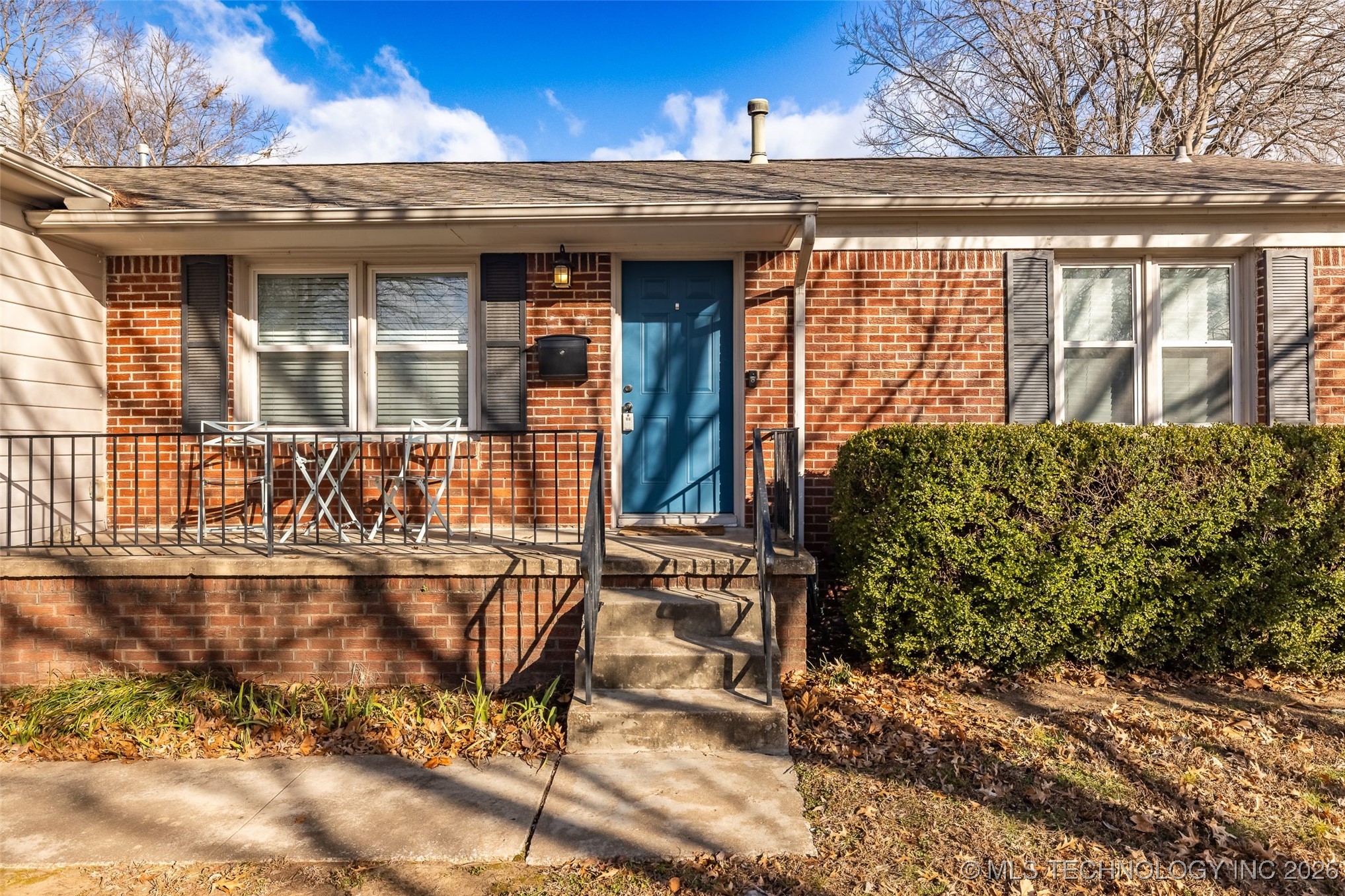 3929 E 38th Street Property Photo 6