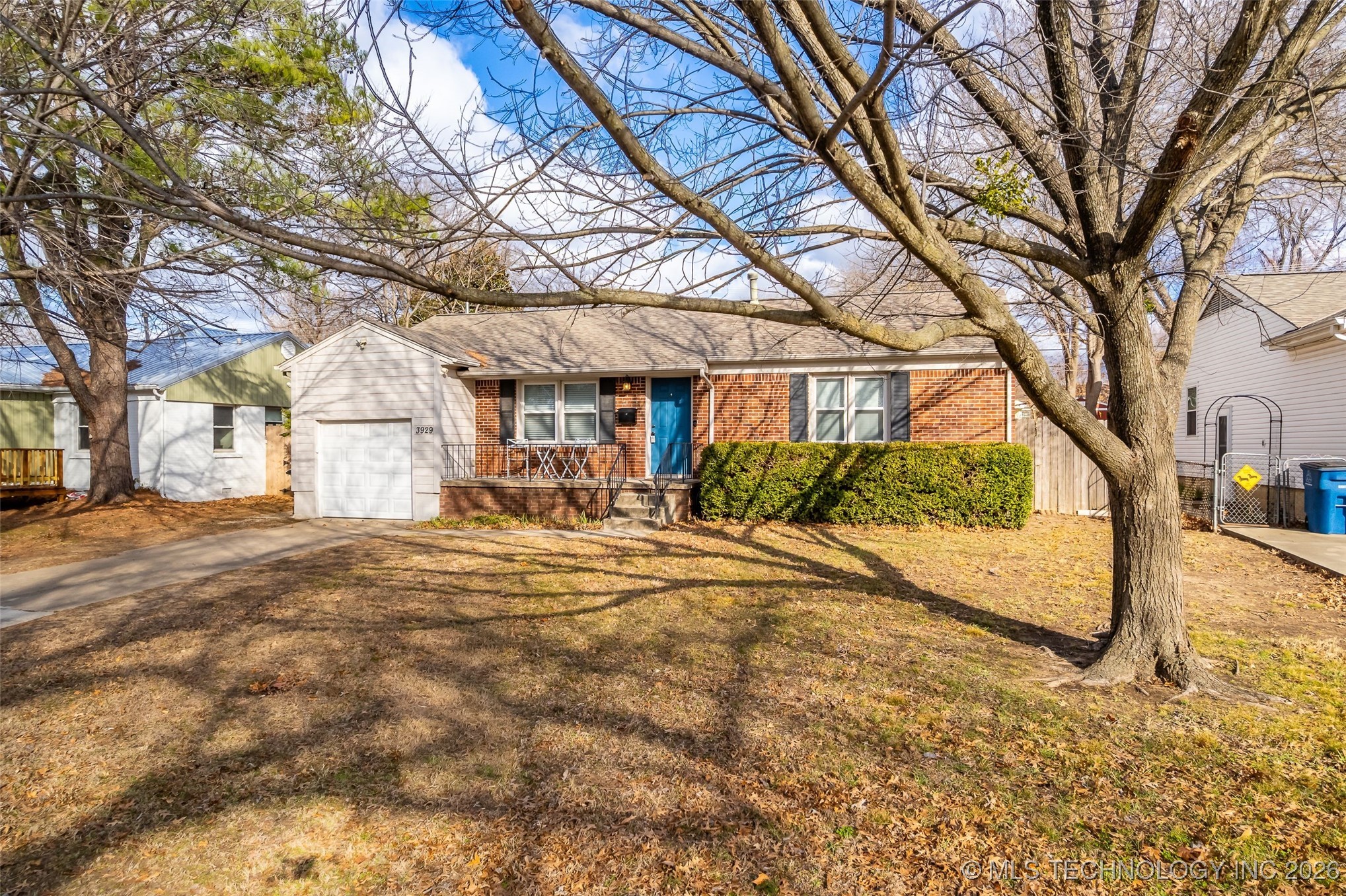 3929 E 38th Street Property Photo 8