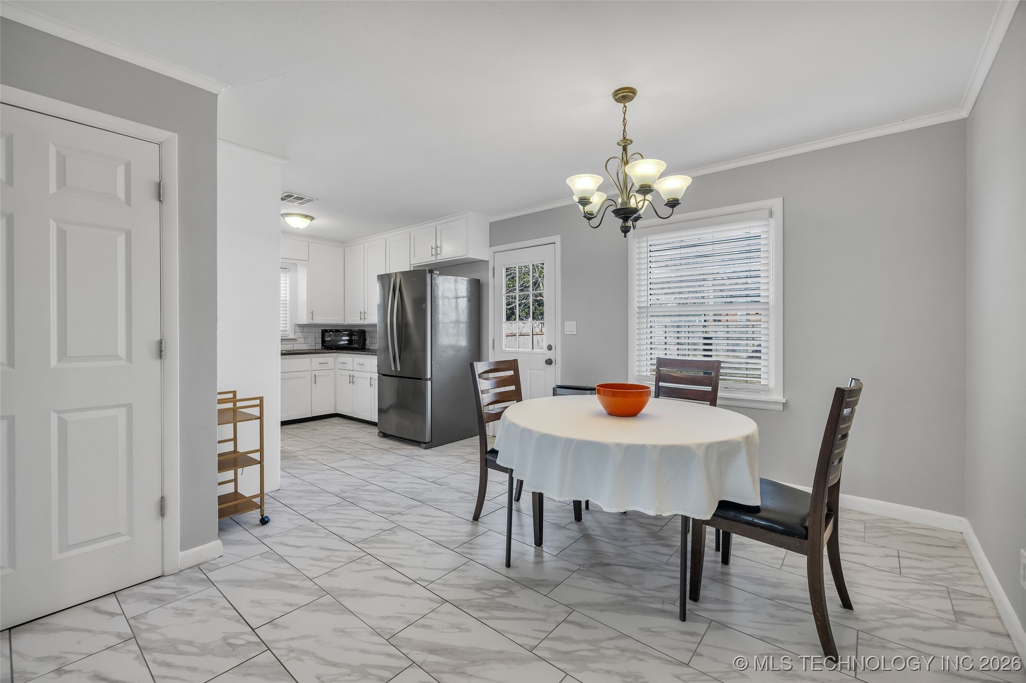 3929 E 38th Street Property Photo 16