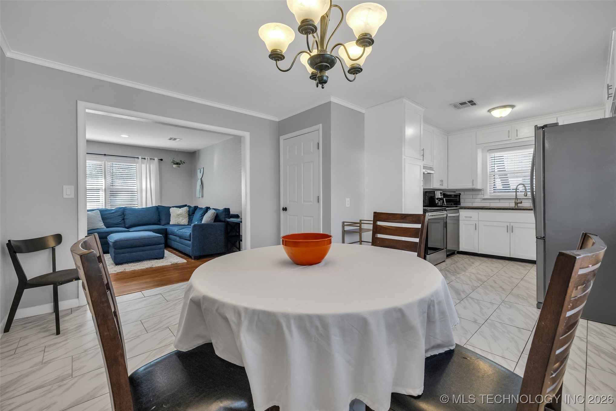 3929 E 38th Street Property Photo 17