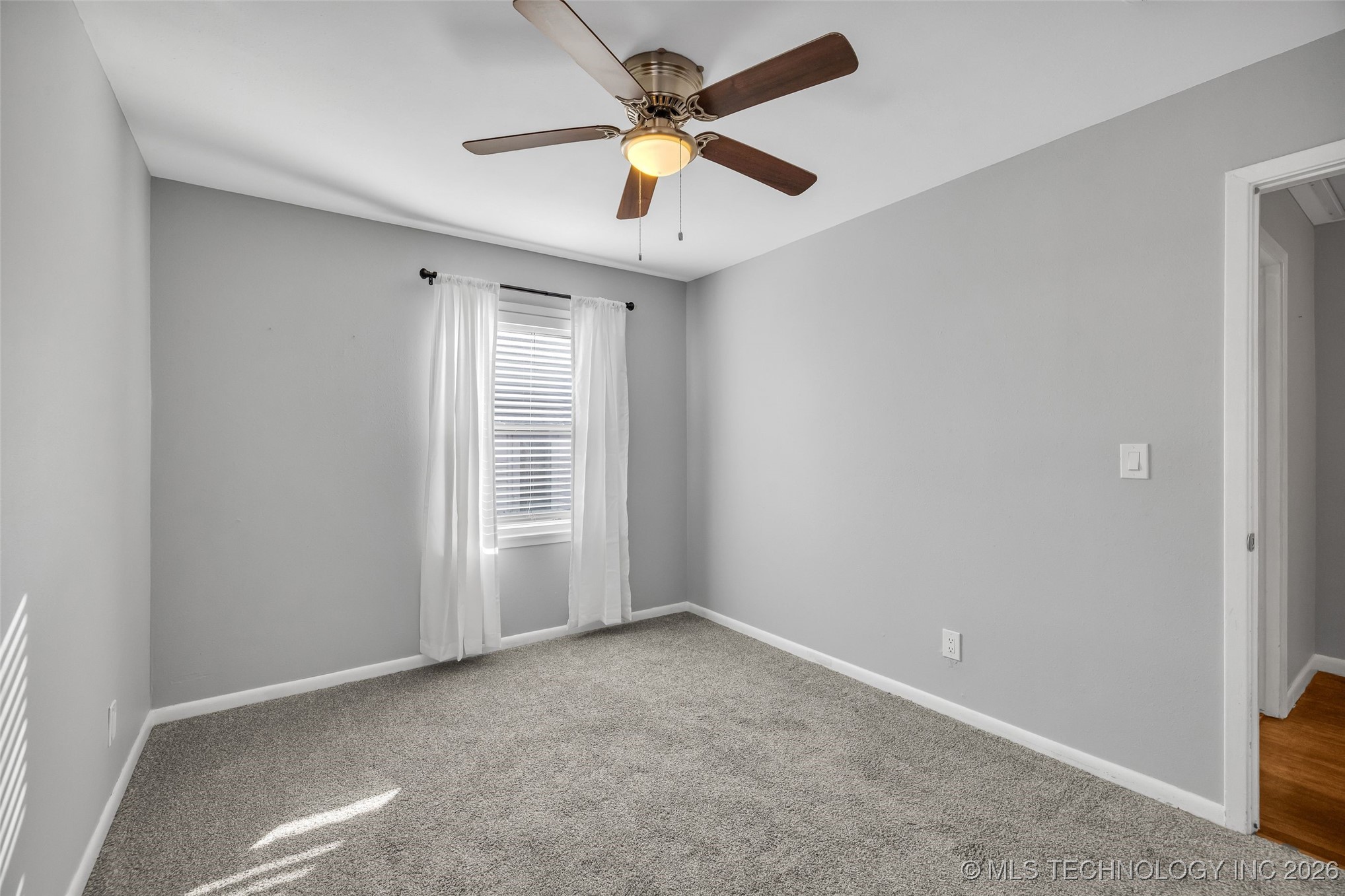 3929 E 38th Street Property Photo 36