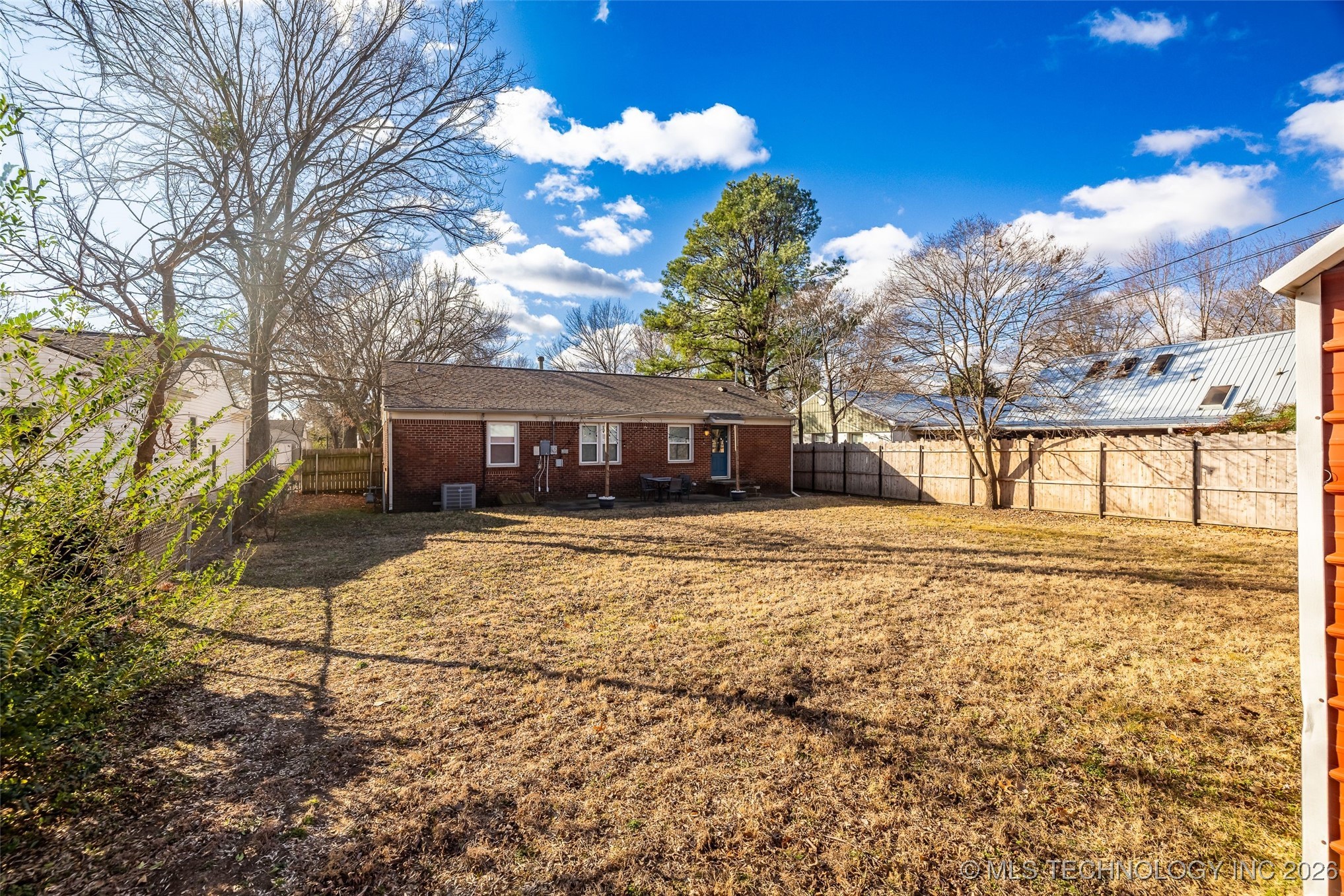 3929 E 38th Street Property Photo 46