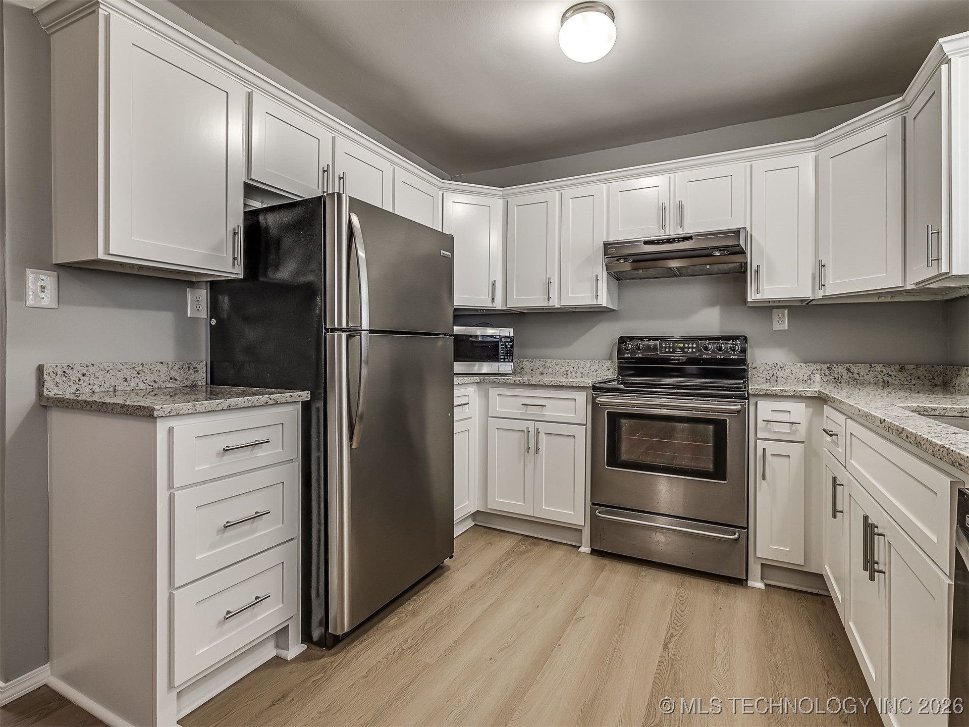 11840 N 190th East Avenue Property Photo 3