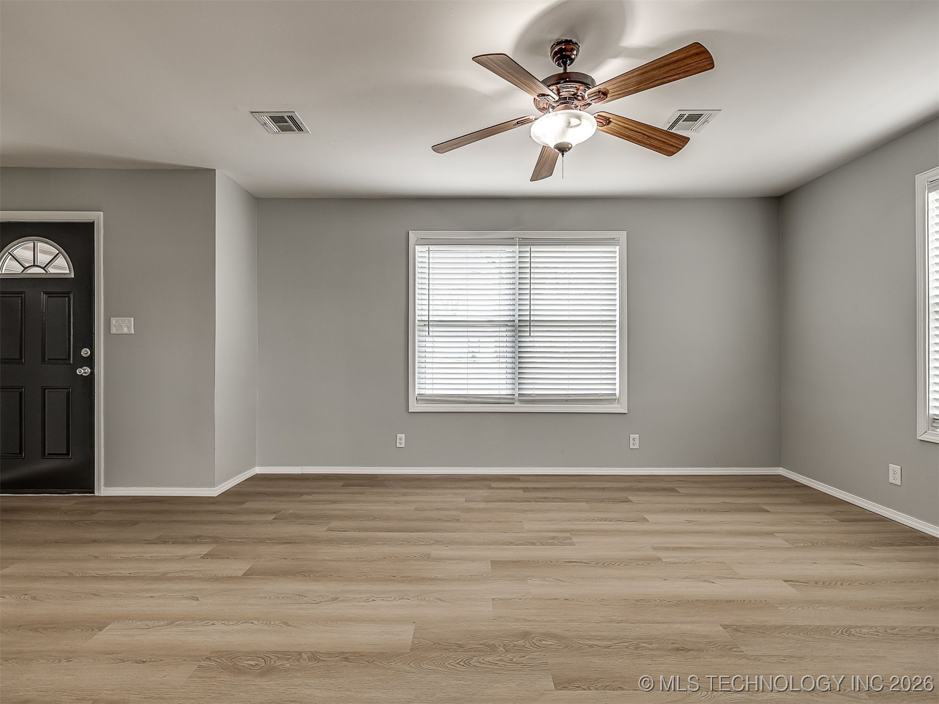 11840 N 190th East Avenue Property Photo 9