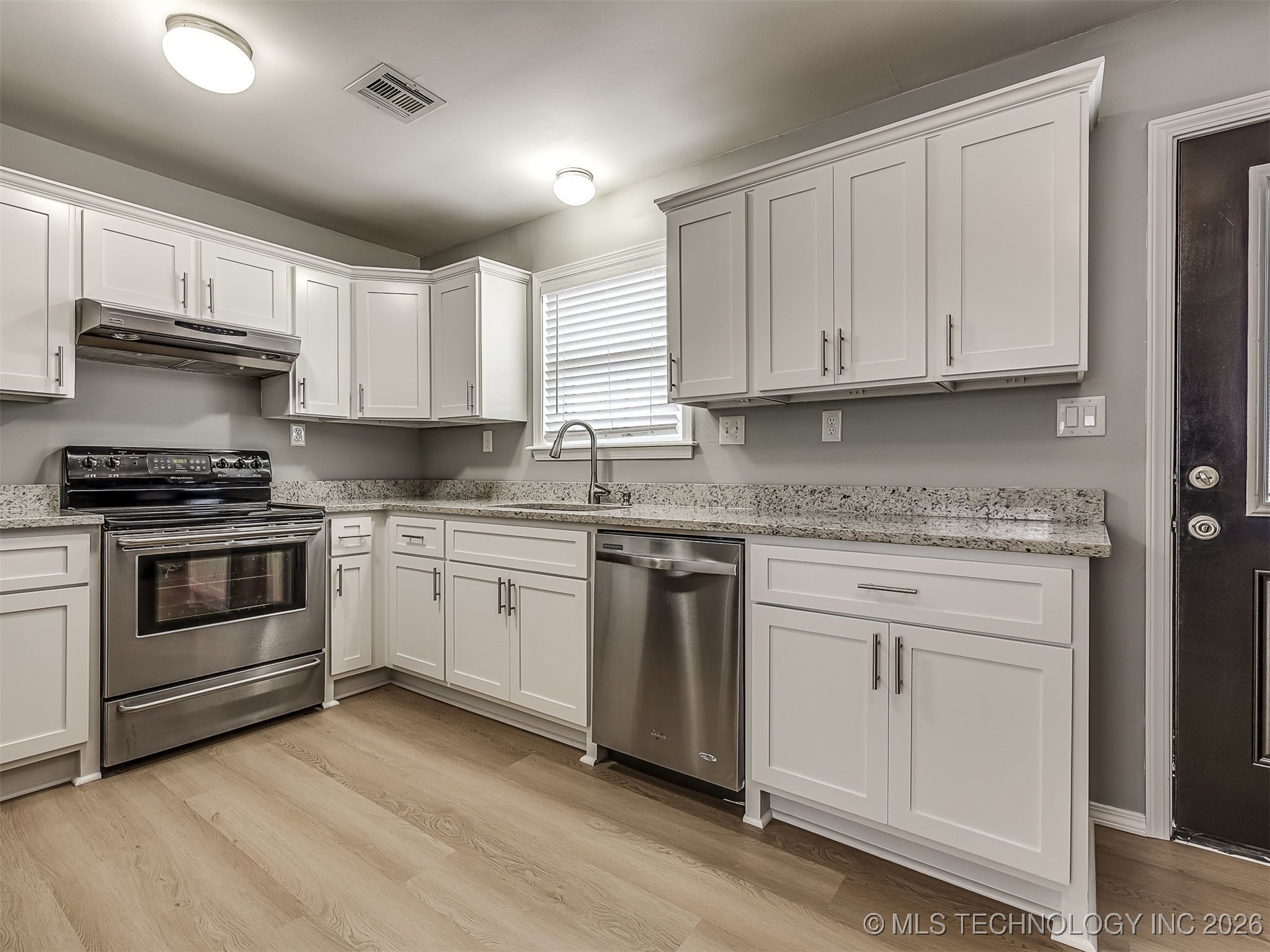 11840 N 190th East Avenue Property Photo 12