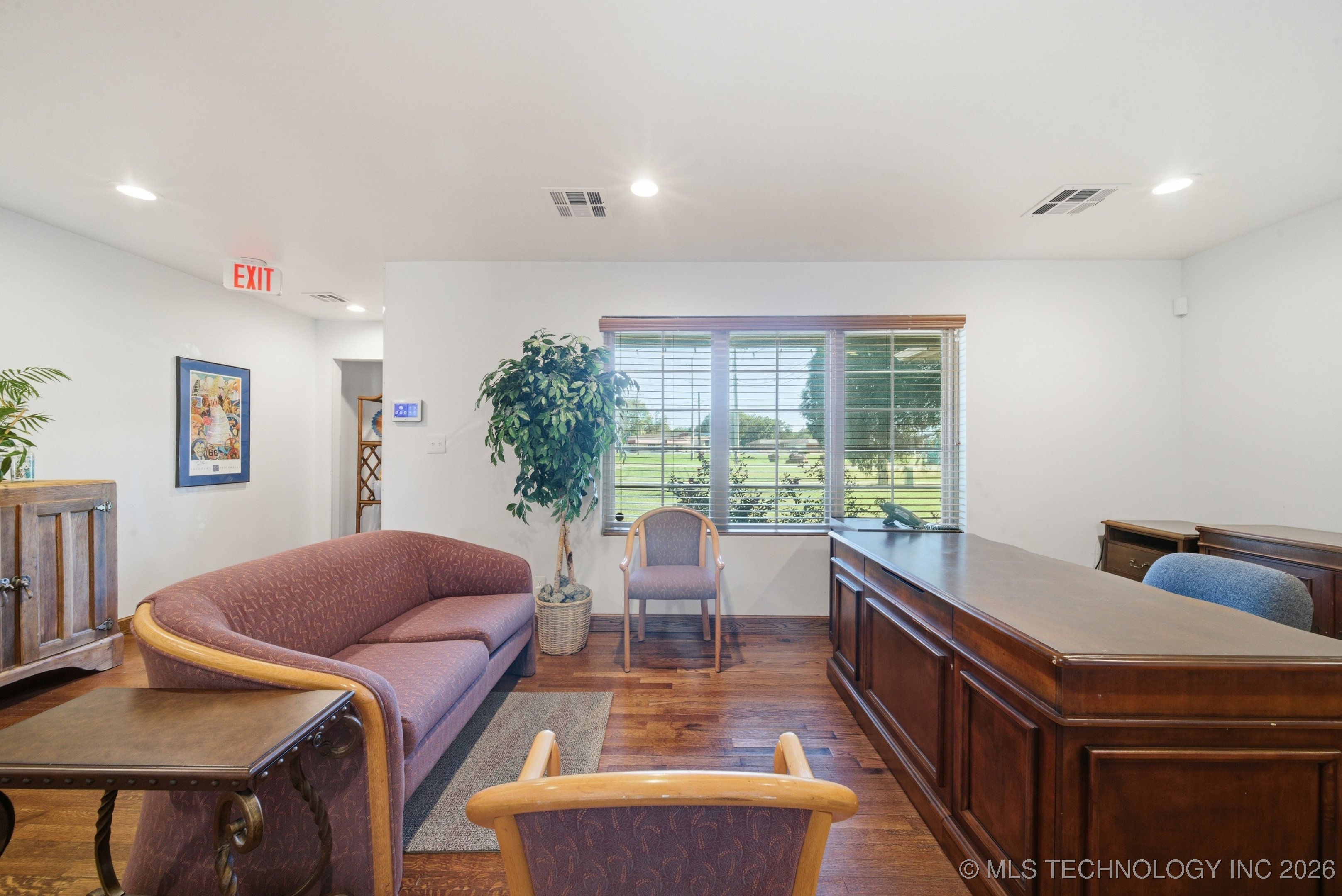 600 S Cherokee Street Property Photo 12