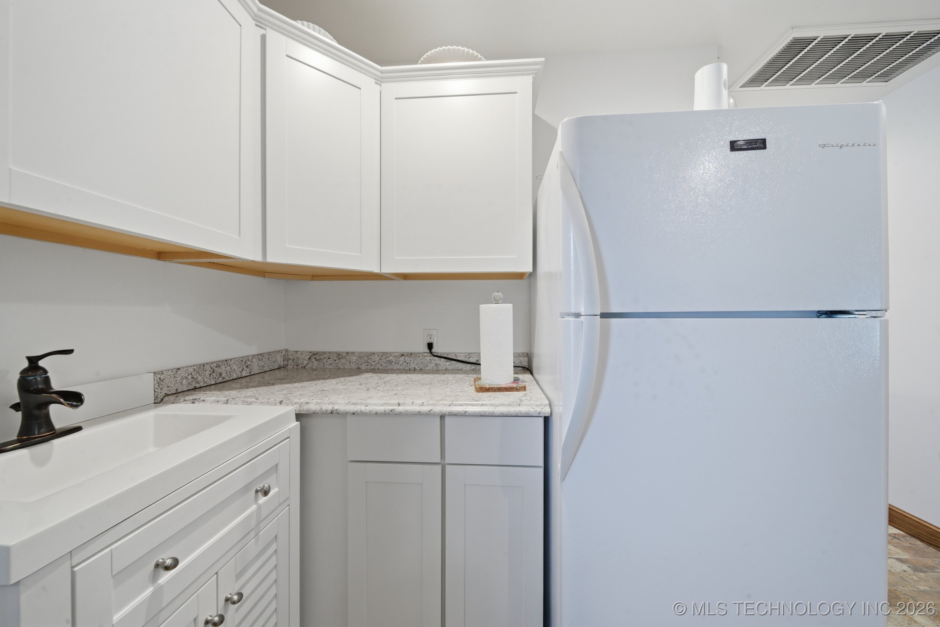 600 S Cherokee Street Property Photo 16