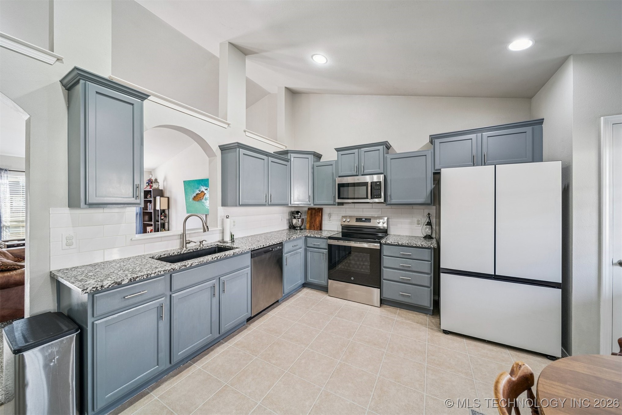 37 E Fairlane Place Property Photo 9