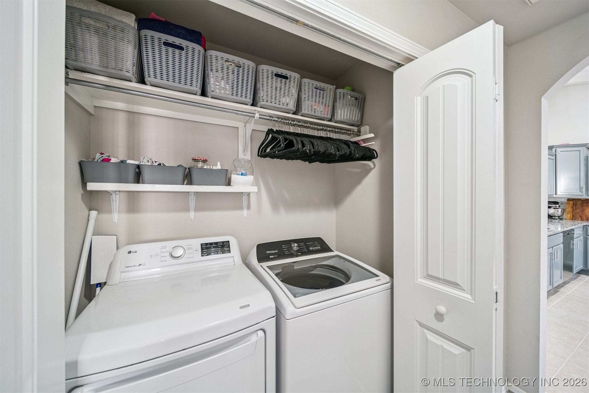 37 E Fairlane Place Property Photo 15