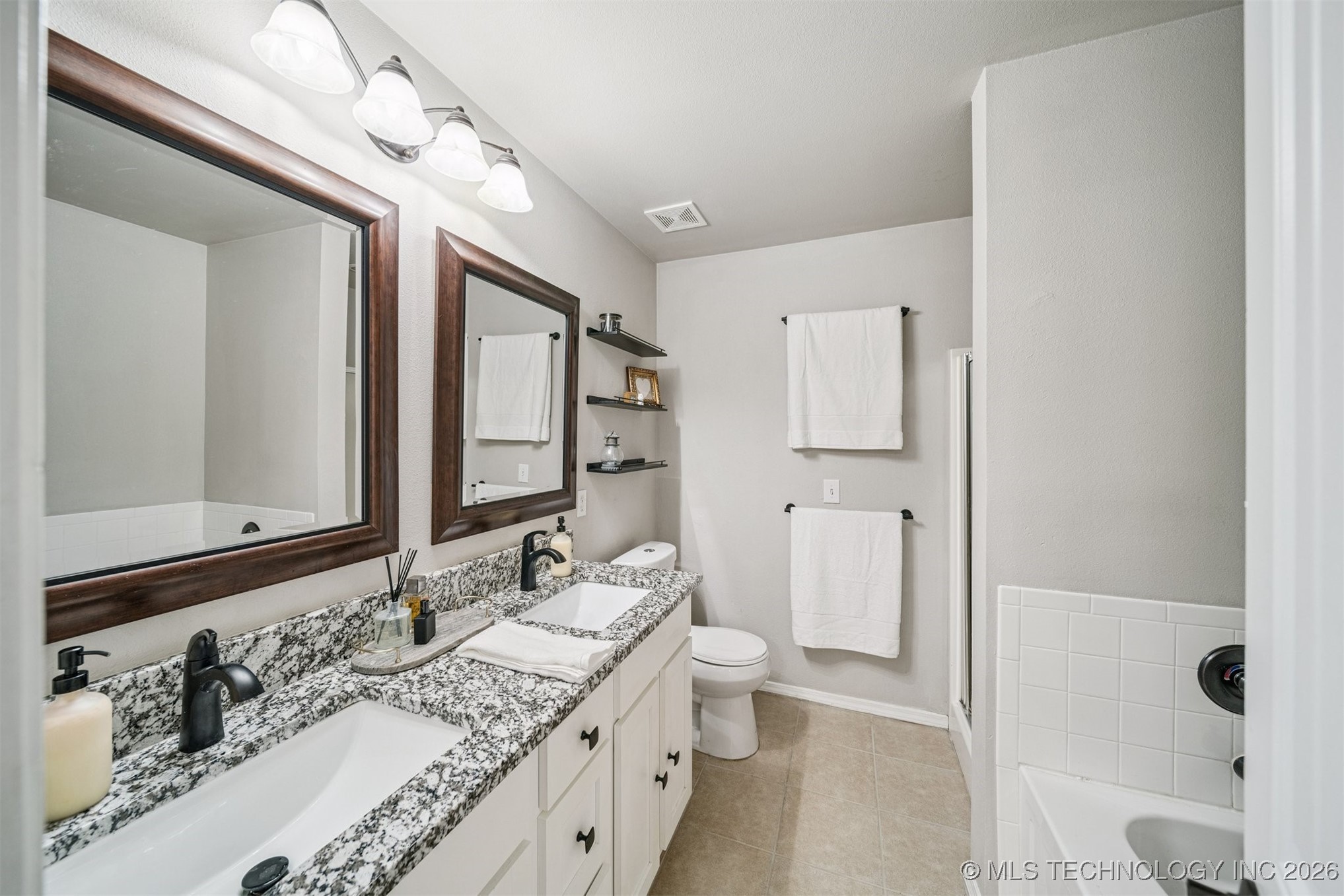 37 E Fairlane Place Property Photo 20