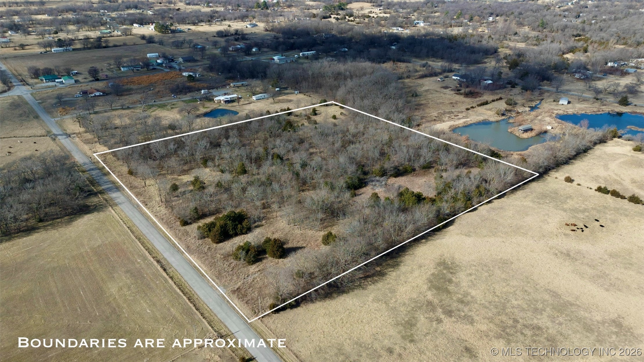 1700 W 630 Road Property Photo 1