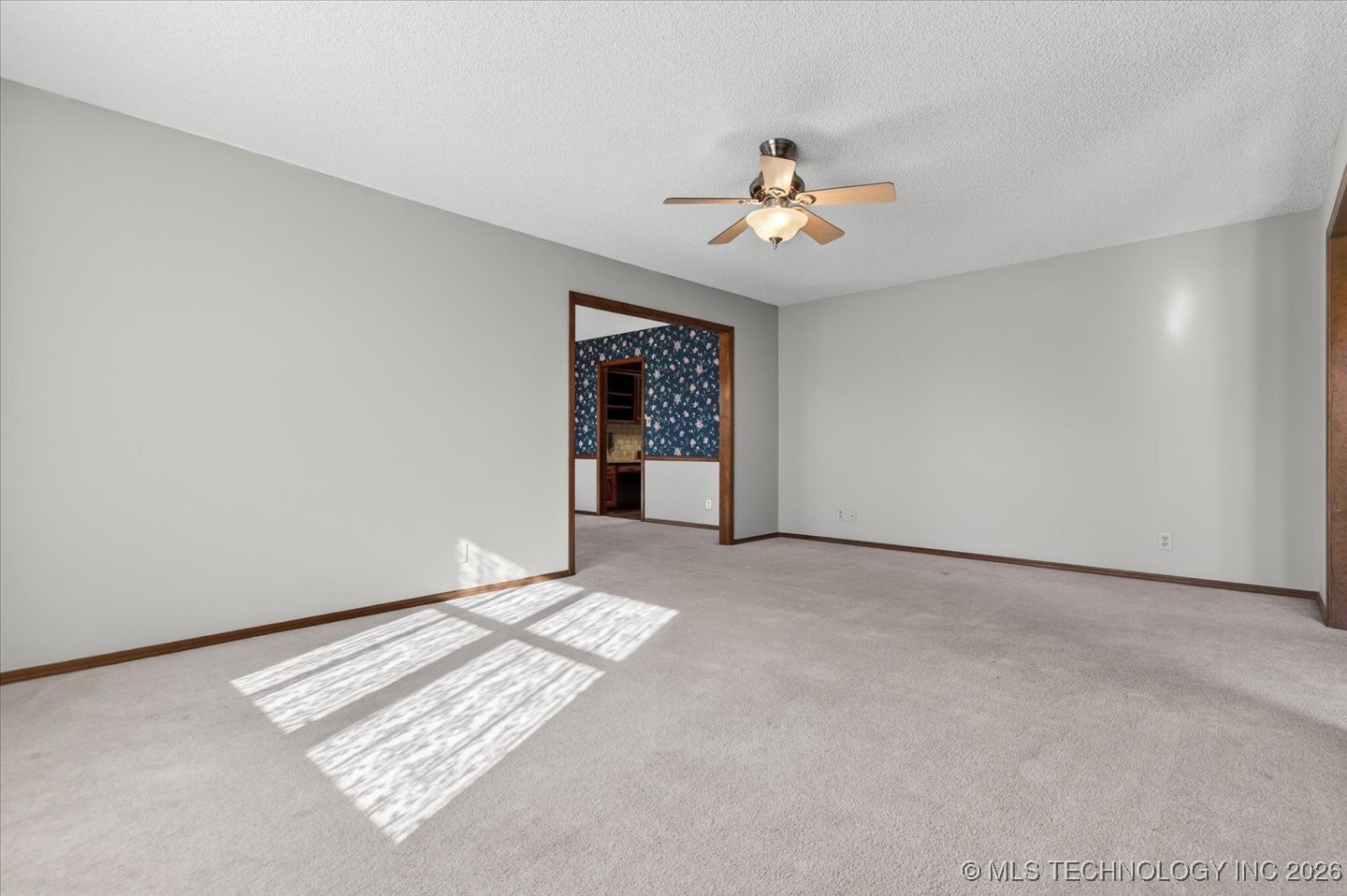 2704 Se Hillsboro Road Property Photo 5