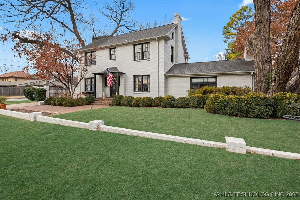 1305 E 27th Street Property Photo 2