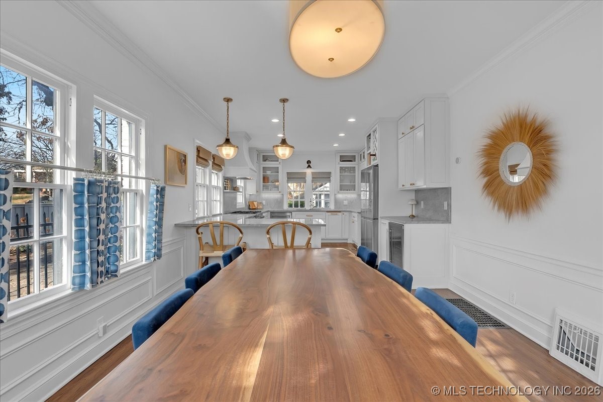 1305 E 27th Street Property Photo 14