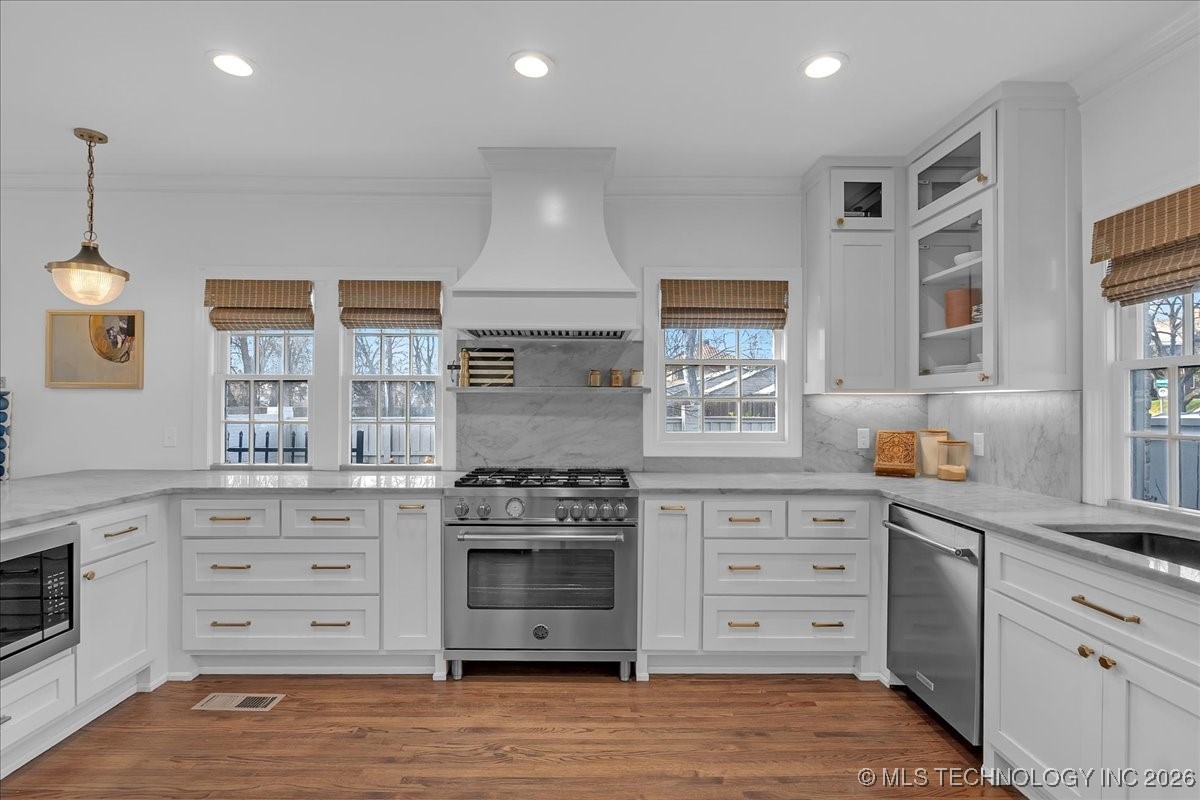 1305 E 27th Street Property Photo 18