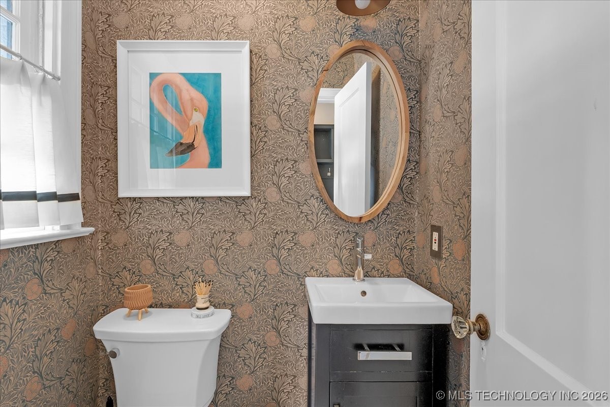 1305 E 27th Street Property Photo 38