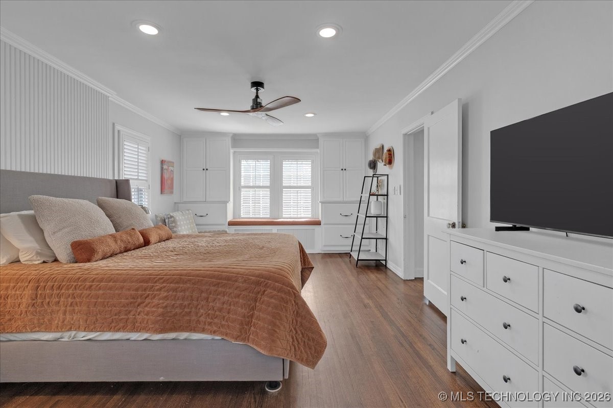 1305 E 27th Street Property Photo 41