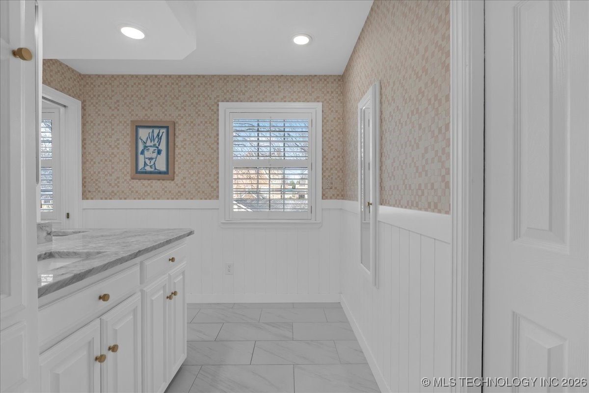 1305 E 27th Street Property Photo 43