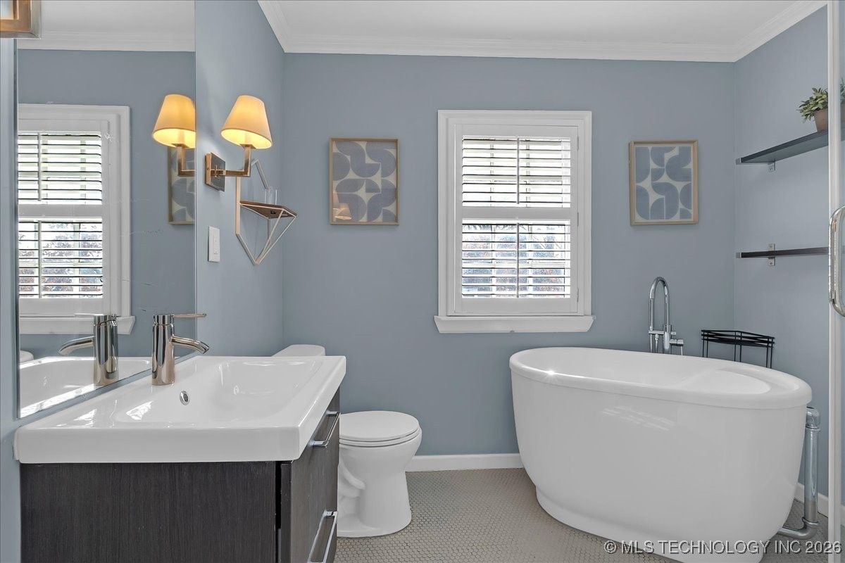 1305 E 27th Street Property Photo 49