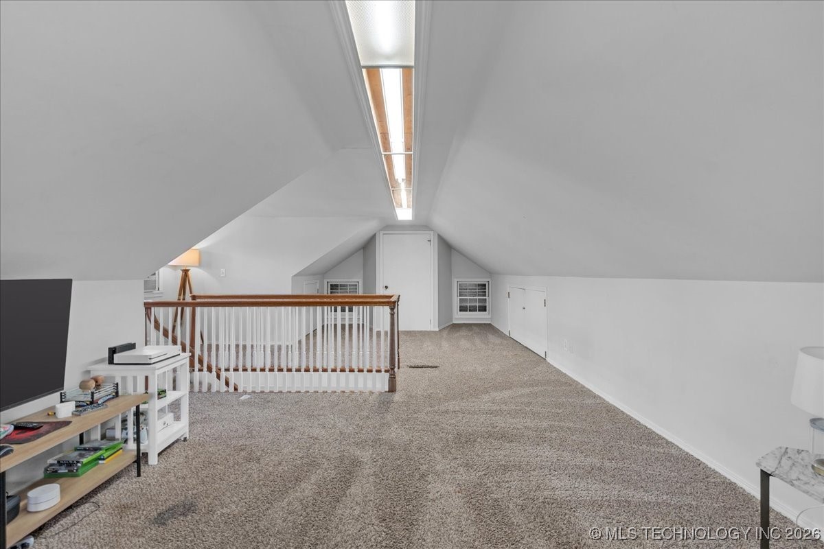 1305 E 27th Street Property Photo 57