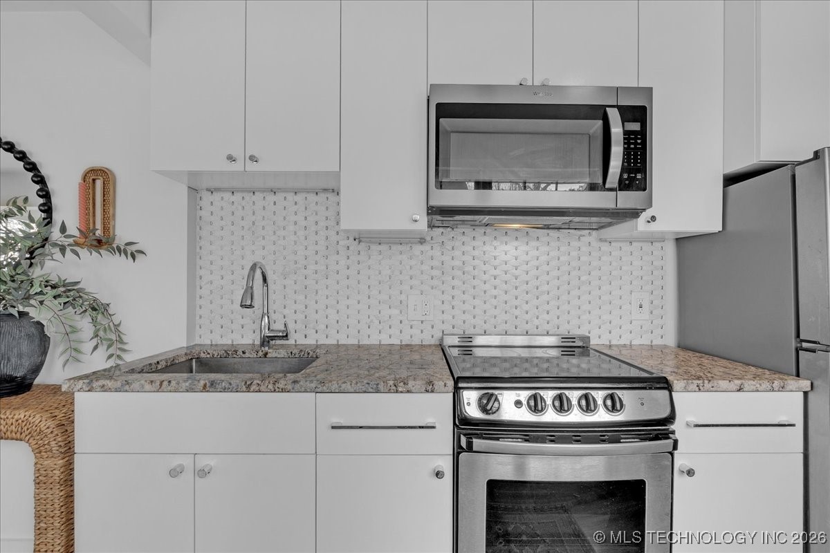 1305 E 27th Street Property Photo 65