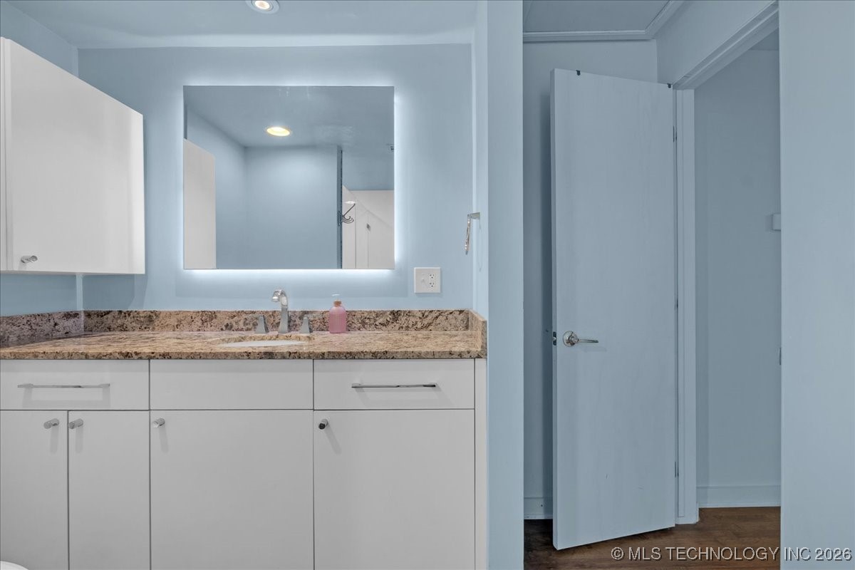 1305 E 27th Street Property Photo 70