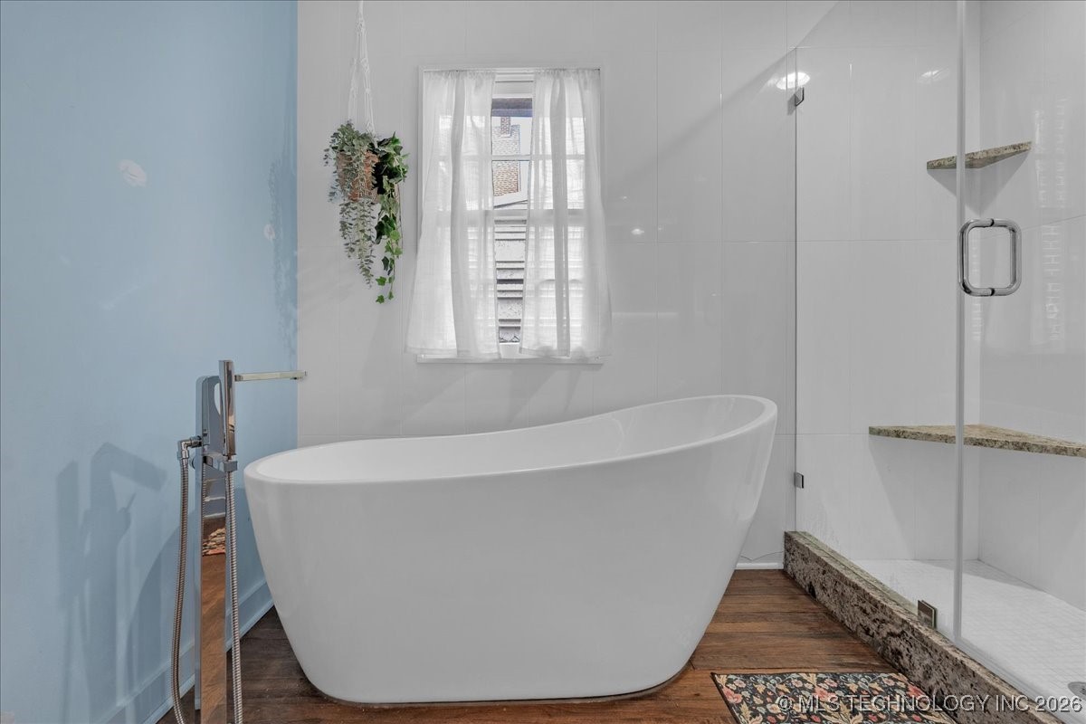 1305 E 27th Street Property Photo 72