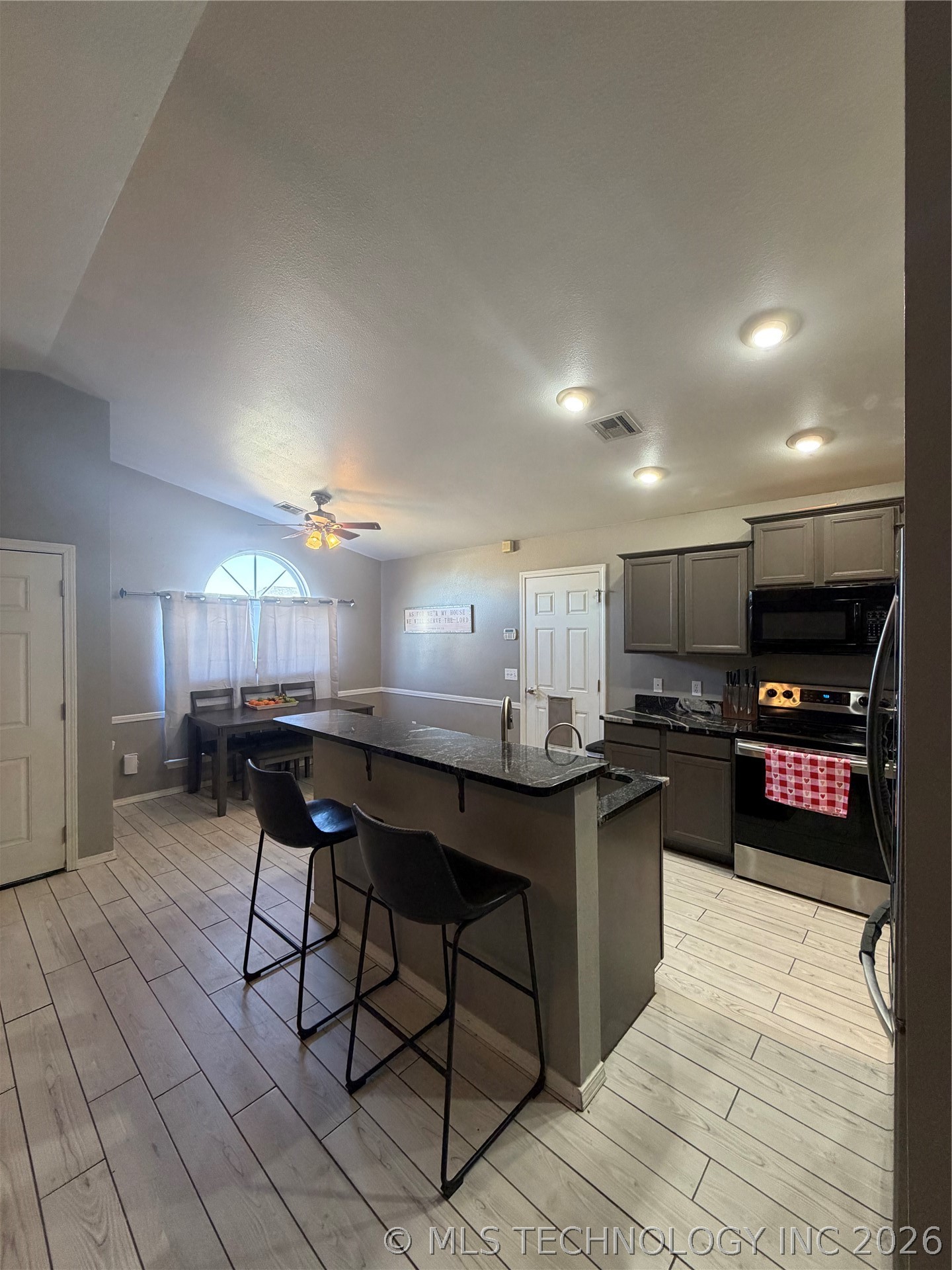 25780 E 90th Place S Property Photo 26