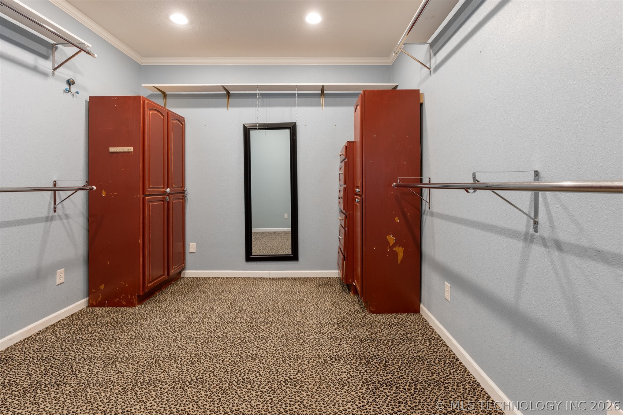 374010 E 1100 Property Photo 22