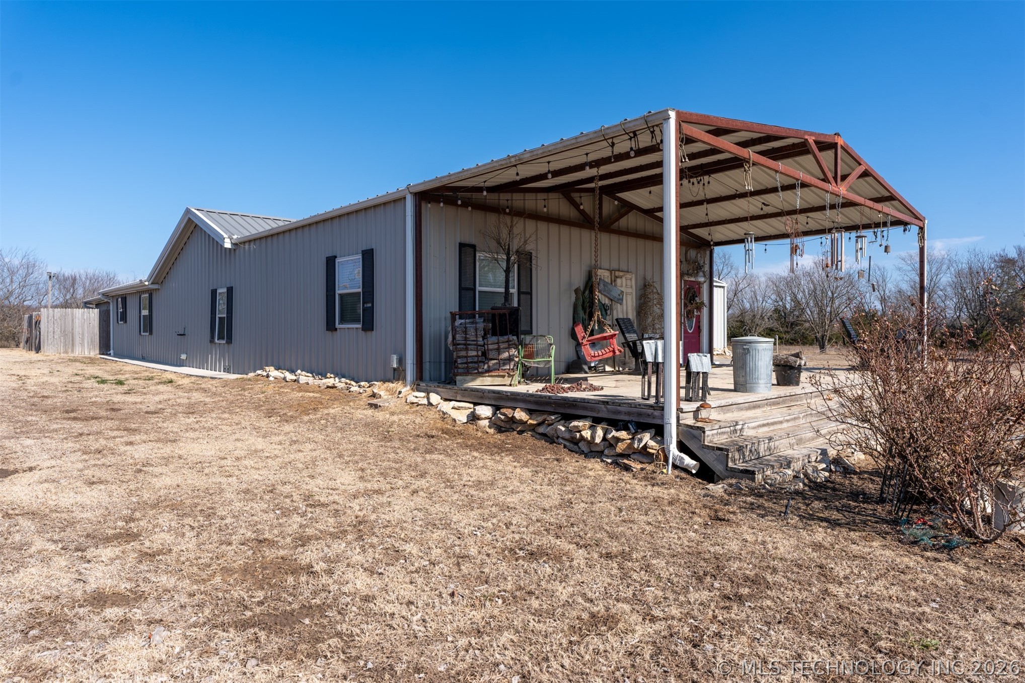 374010 E 1100 Property Photo 27