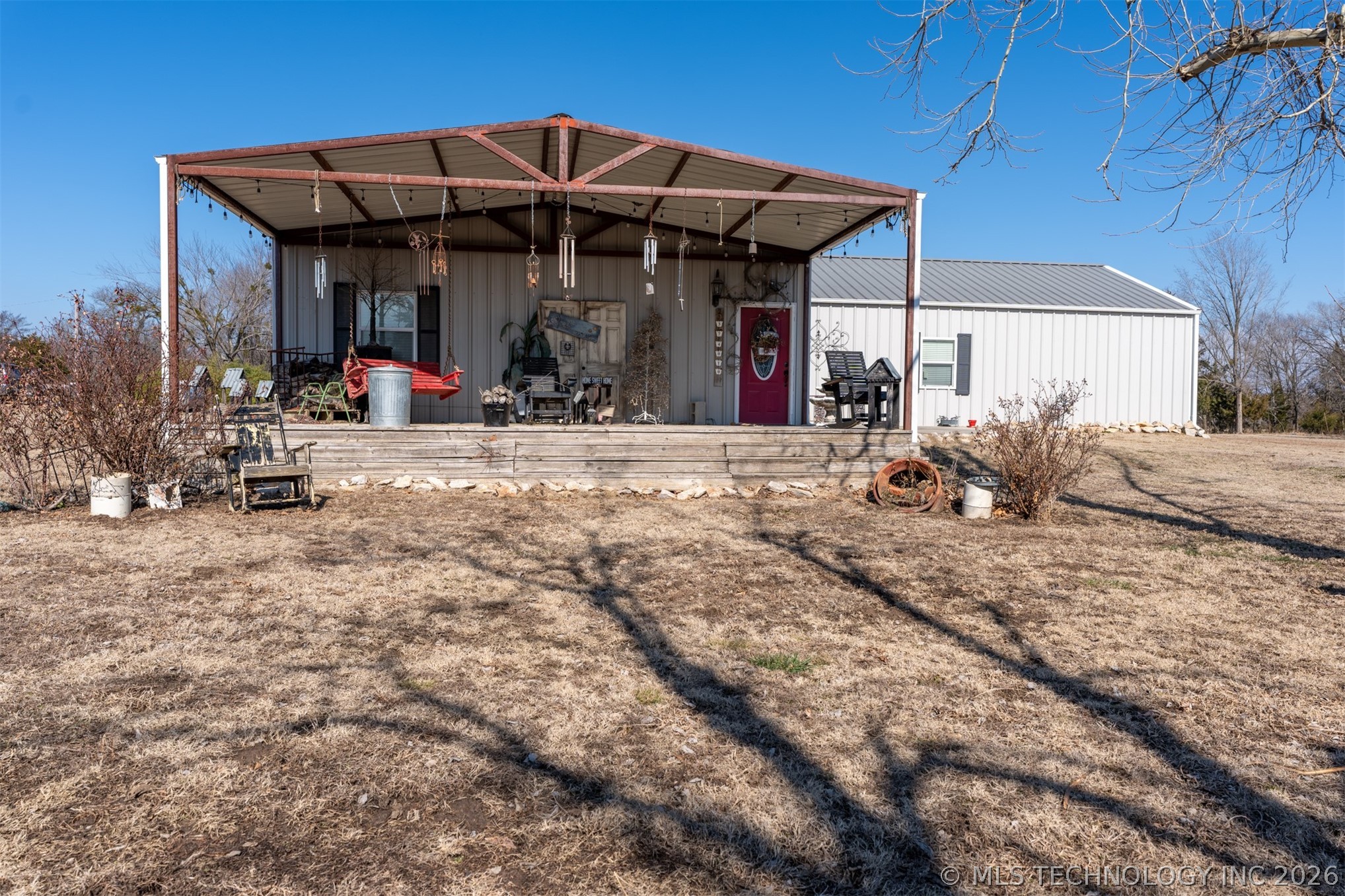 374010 E 1100 Property Photo 28