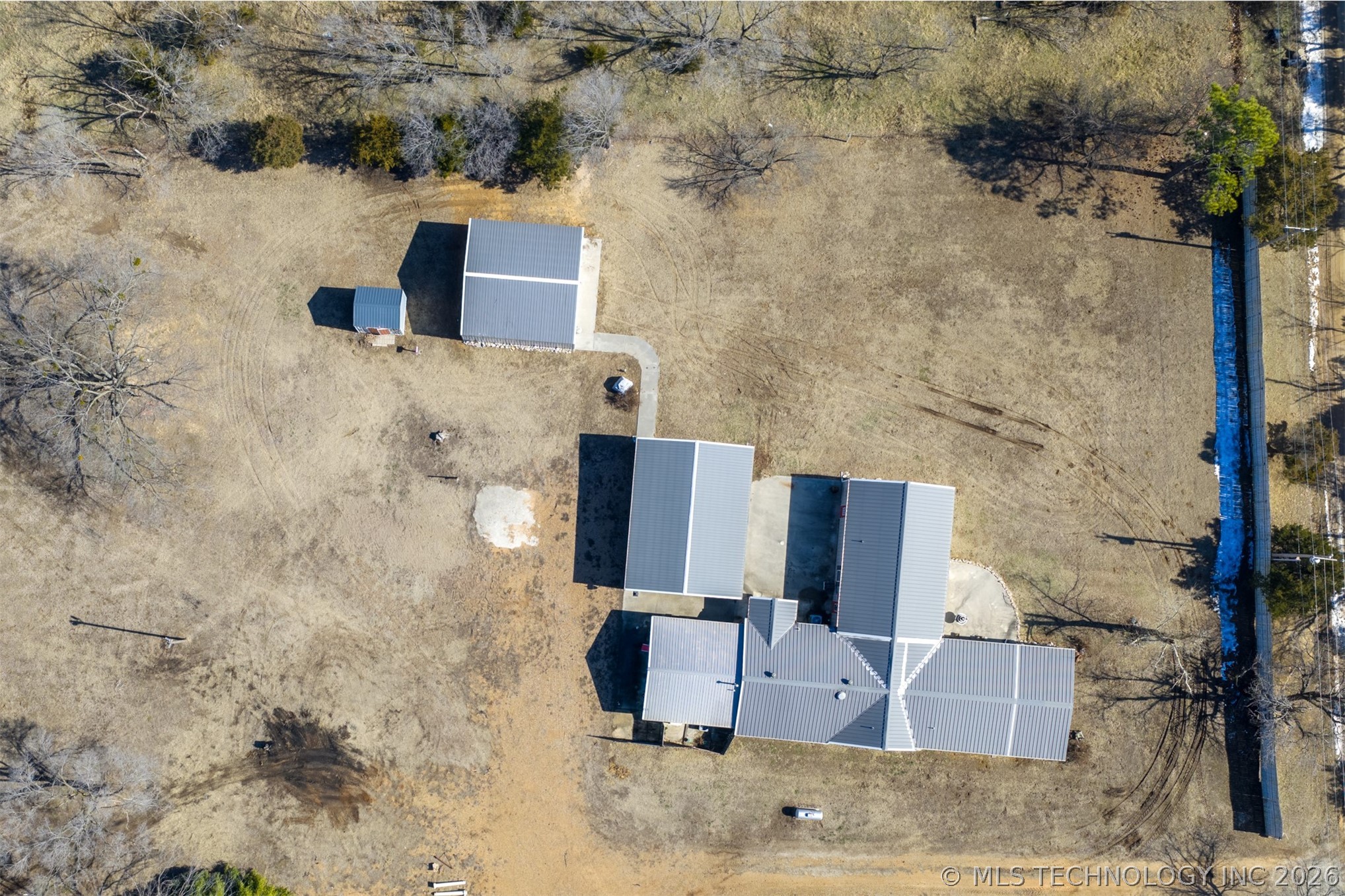 374010 E 1100 Property Photo 50