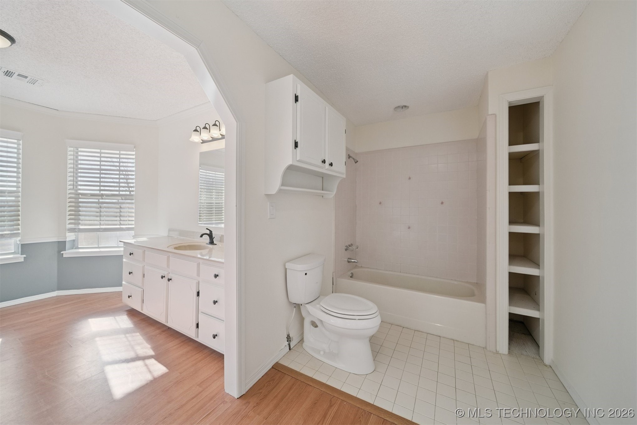 4665 W 103rd Street N Property Photo 44