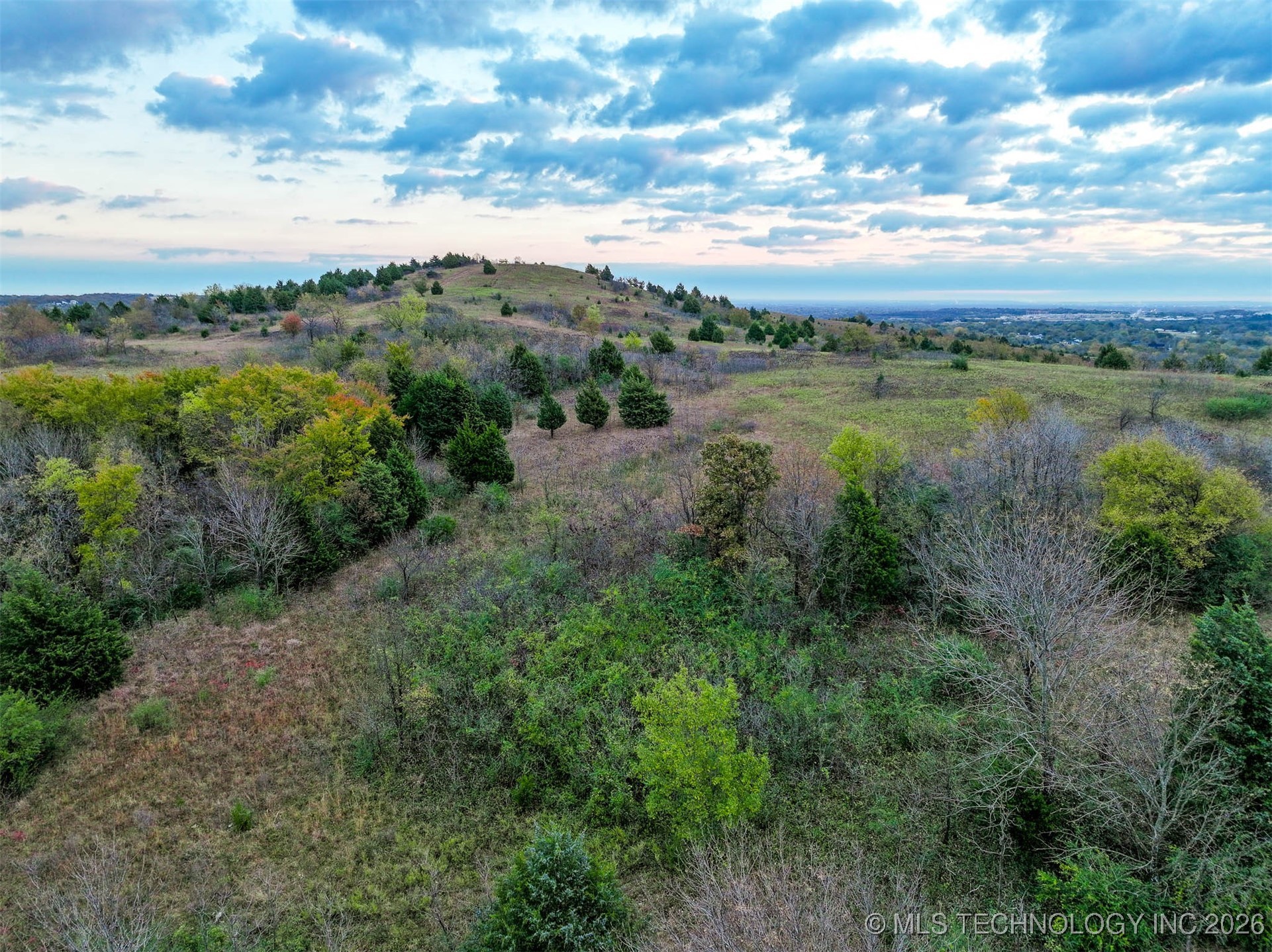 W 31st Street S Property Photo 5