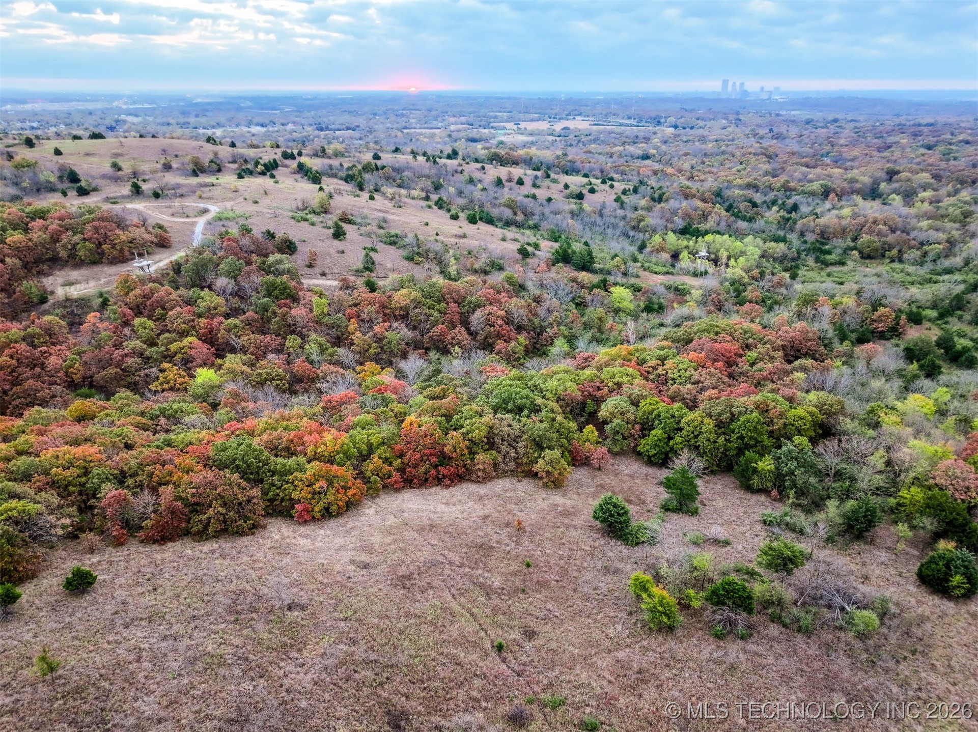 W 31st Street S Property Photo 19