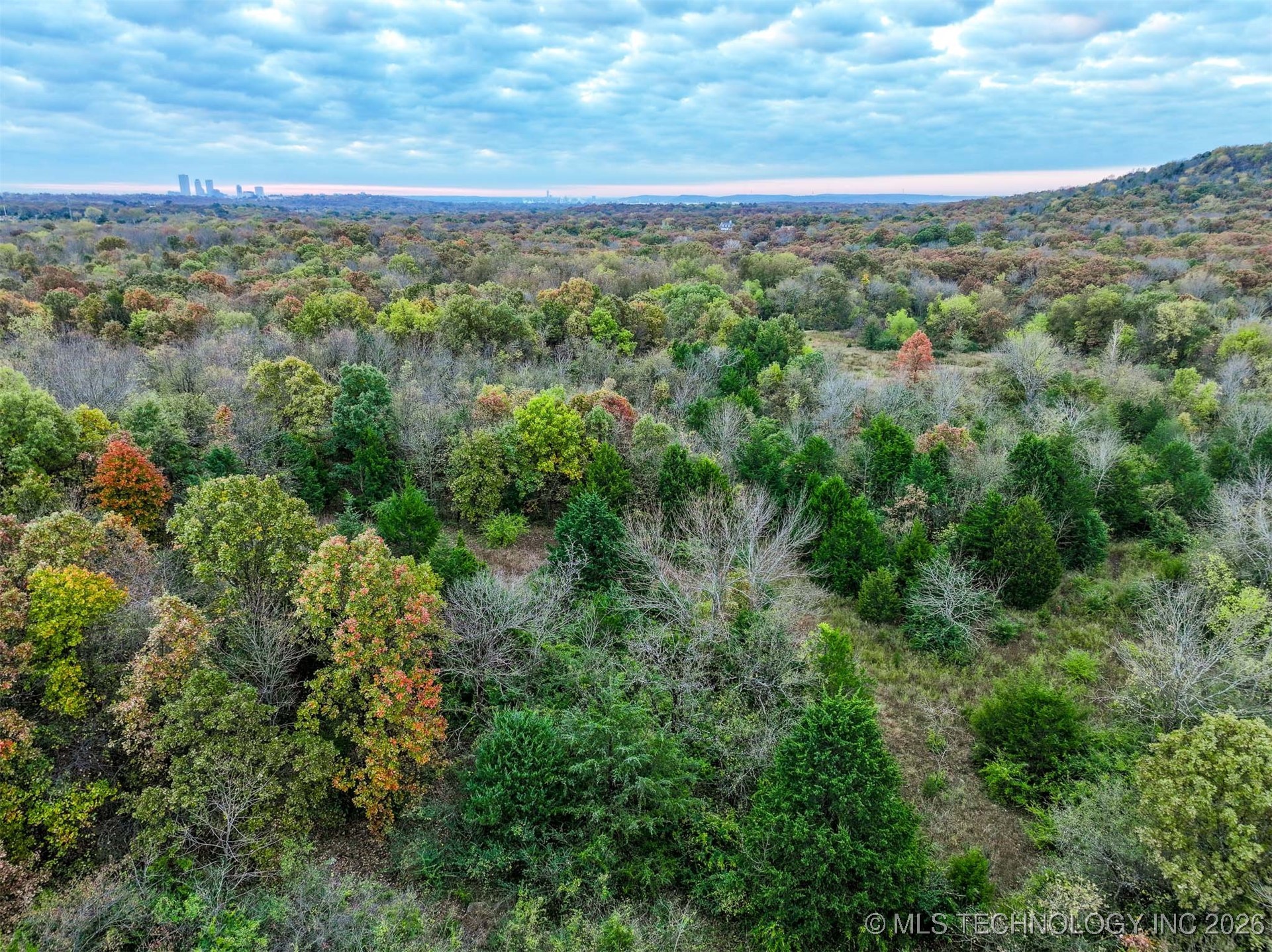 W 31st Street S Property Photo 28
