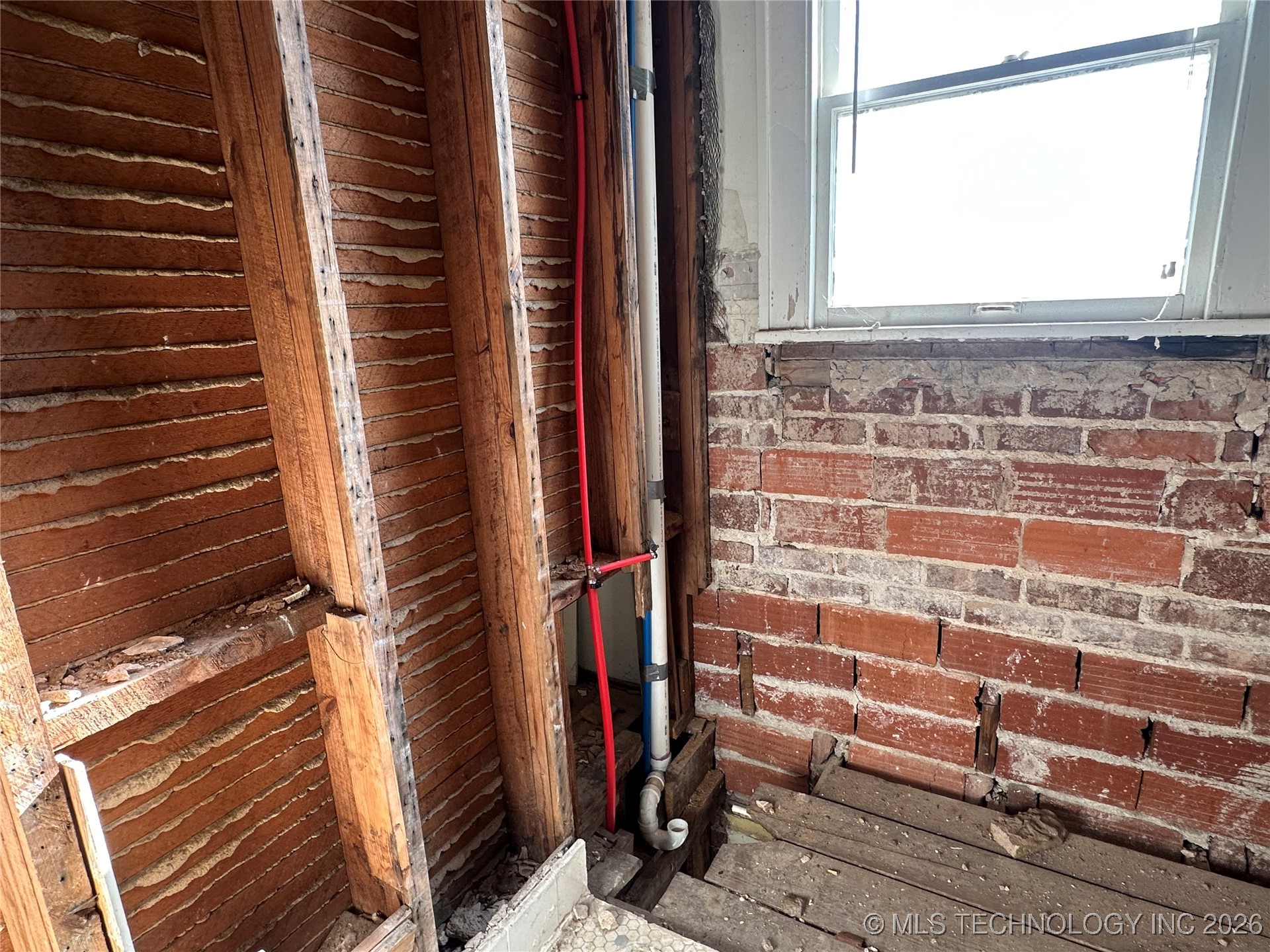 320 S Morton Avenue Property Photo 27