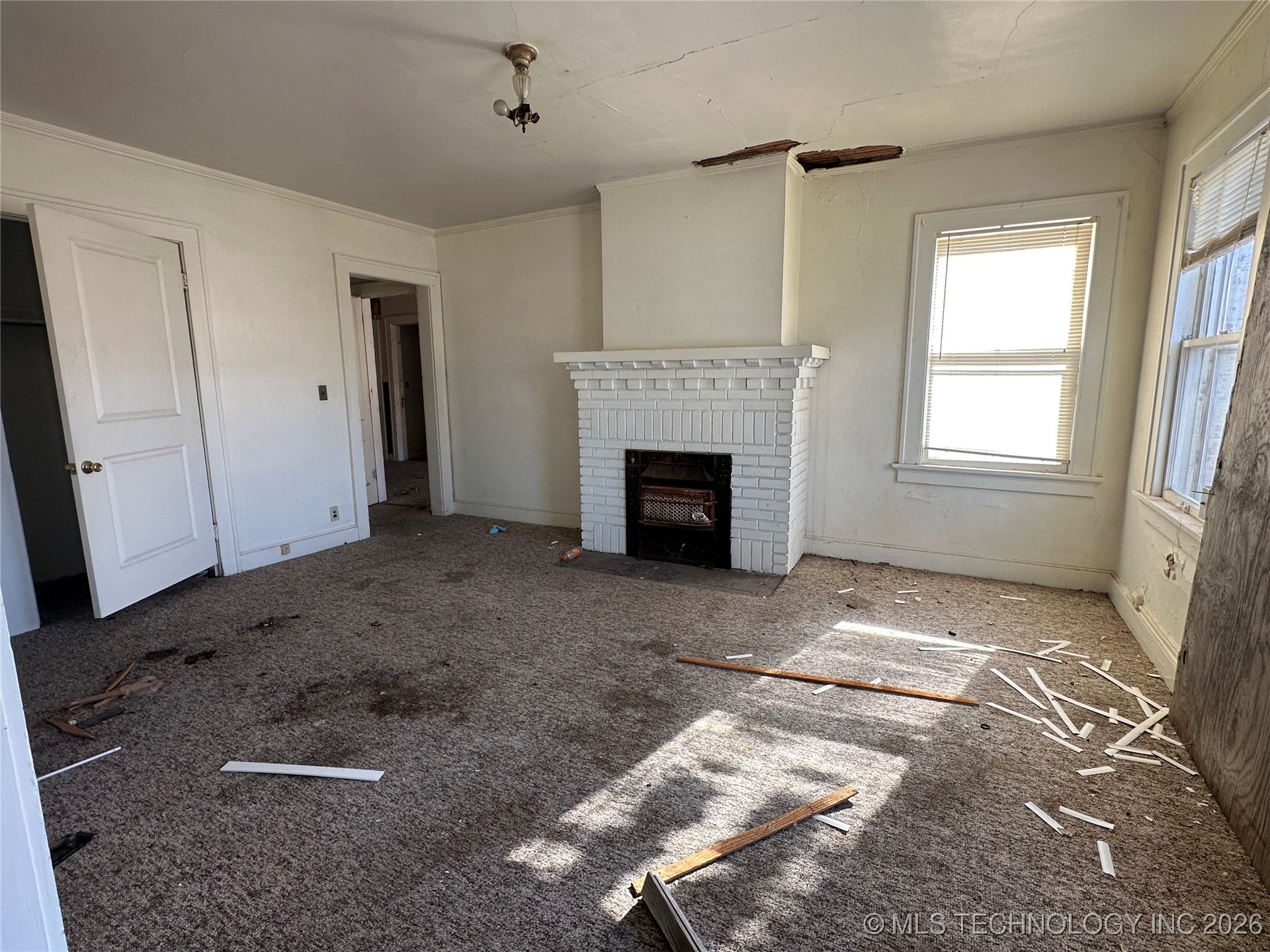 320 S Morton Avenue Property Photo 35