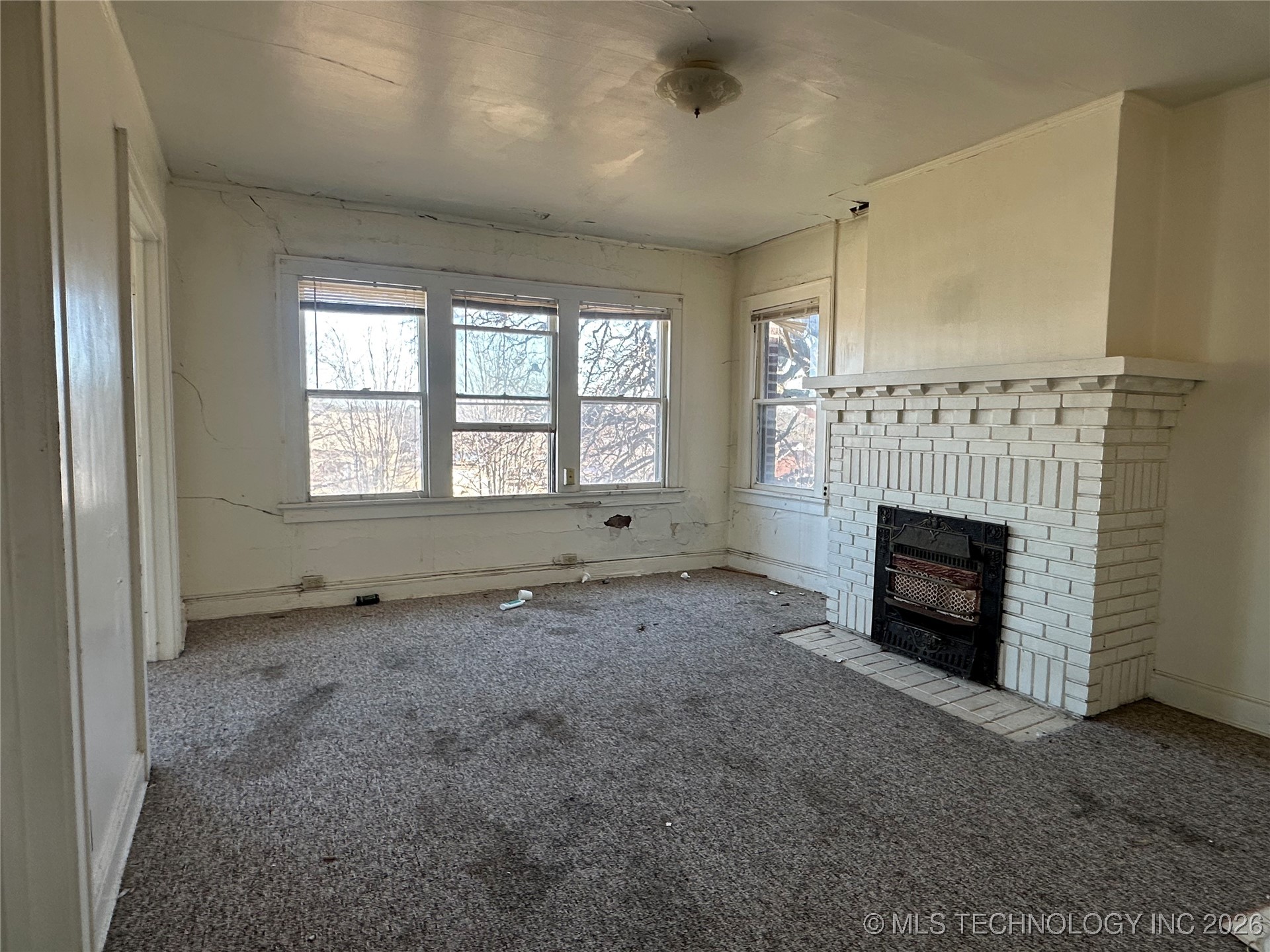 320 S Morton Avenue Property Photo 40