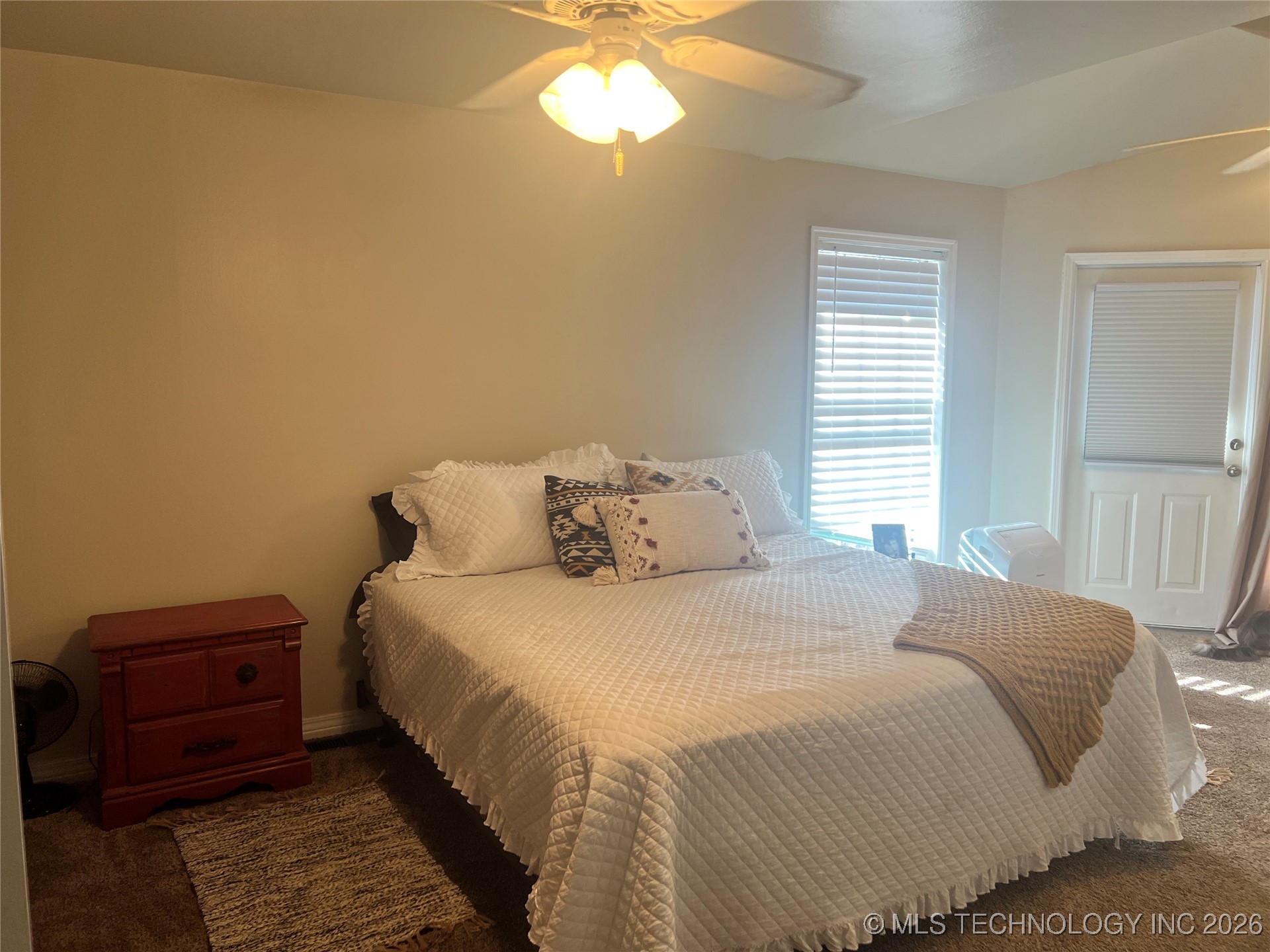 1901 Mockingbird Property Photo 20