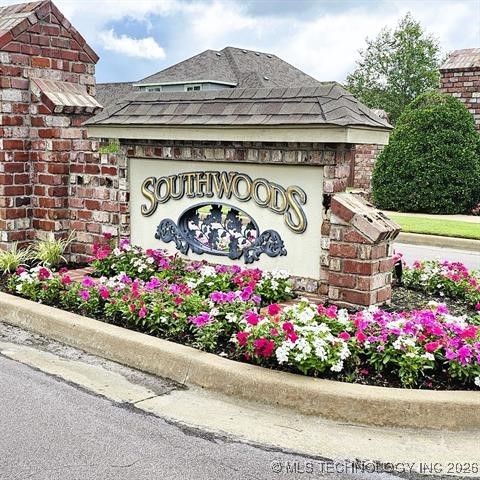 11003 S Nathan Street Property Photo 3