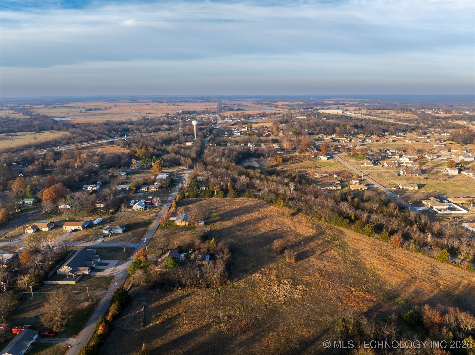 1 N Pierce Avenue Property Photo 14