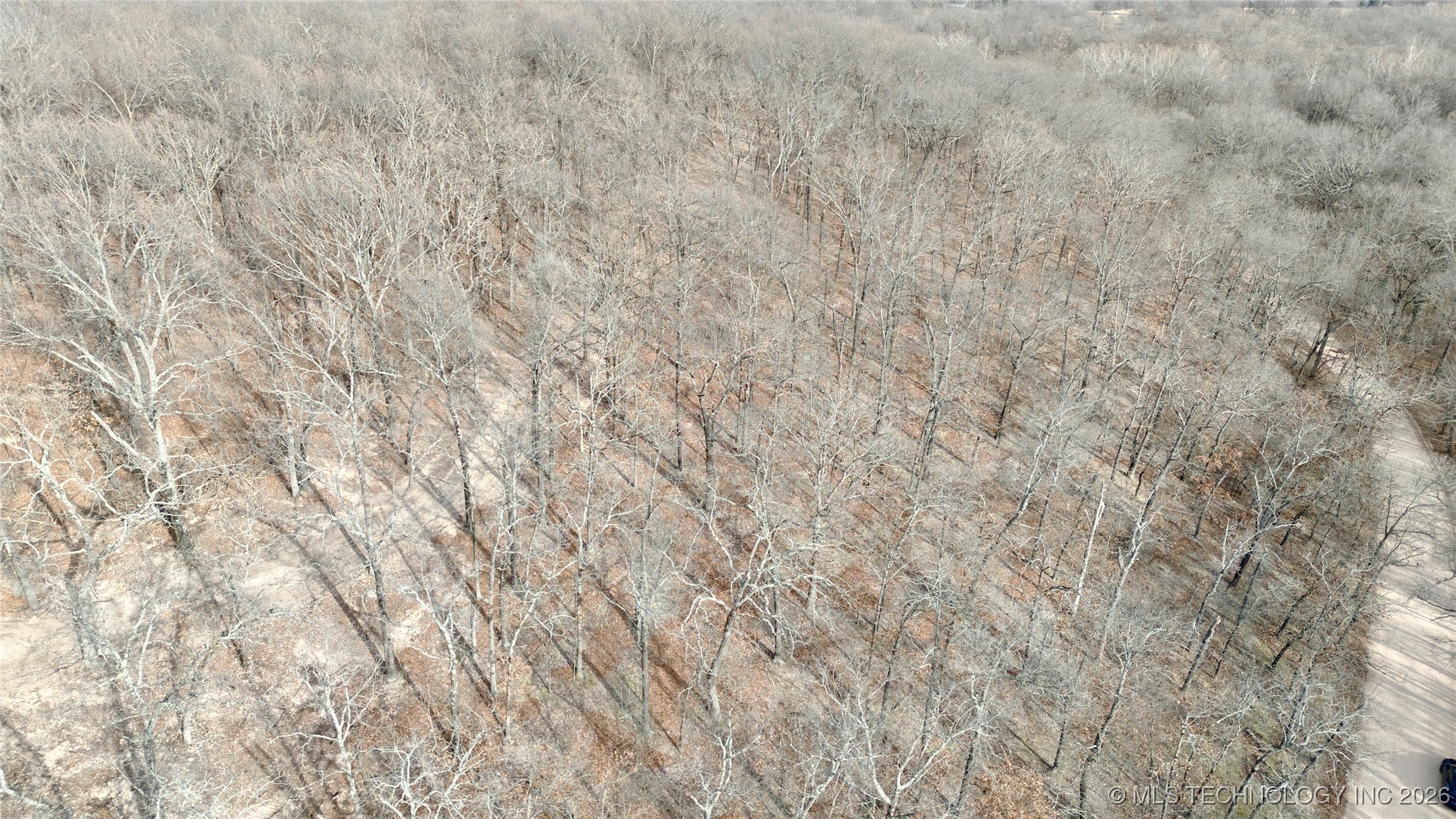 E 340 Road Property Photo 26