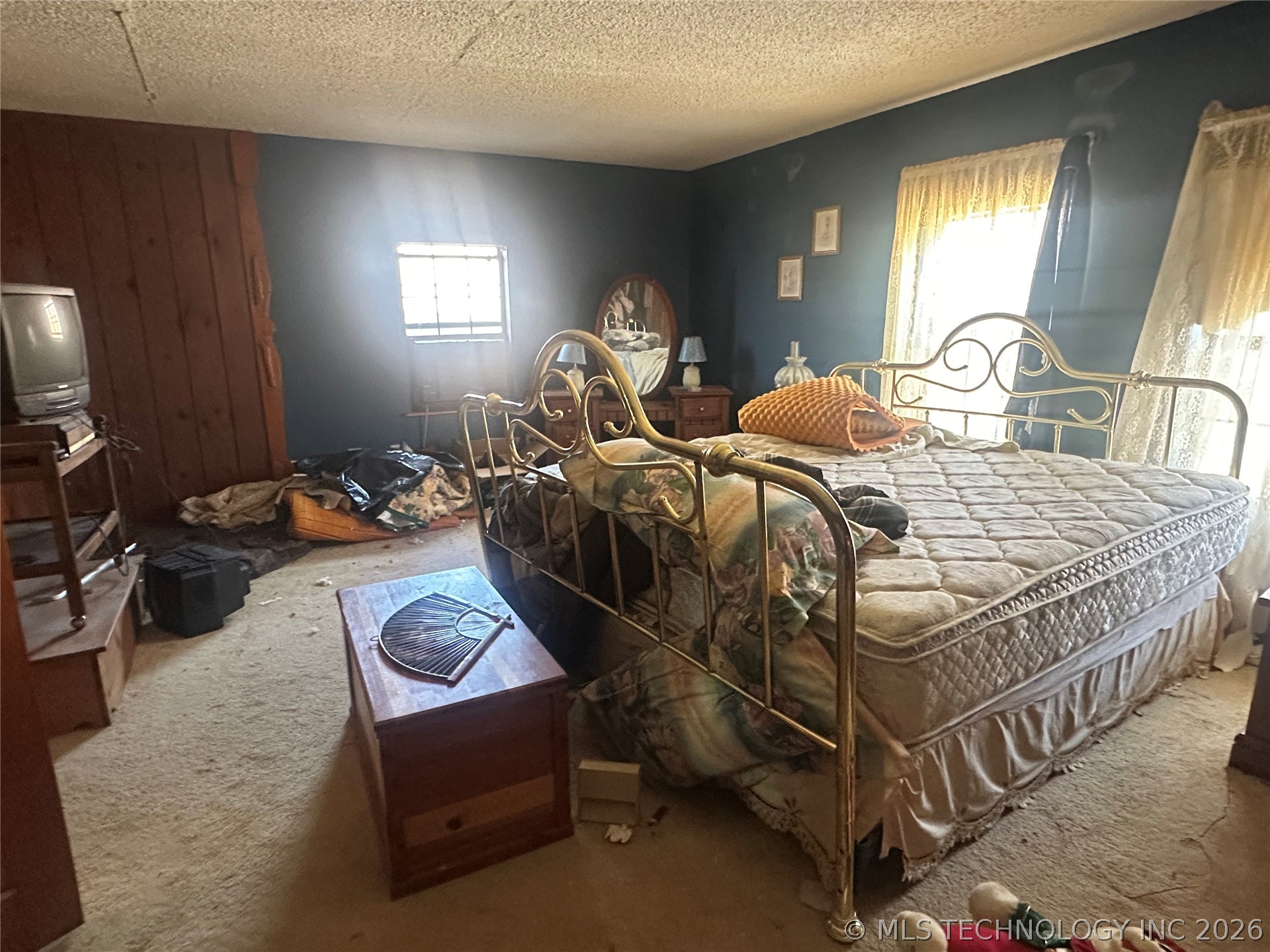 24215 B Street Property Photo 9